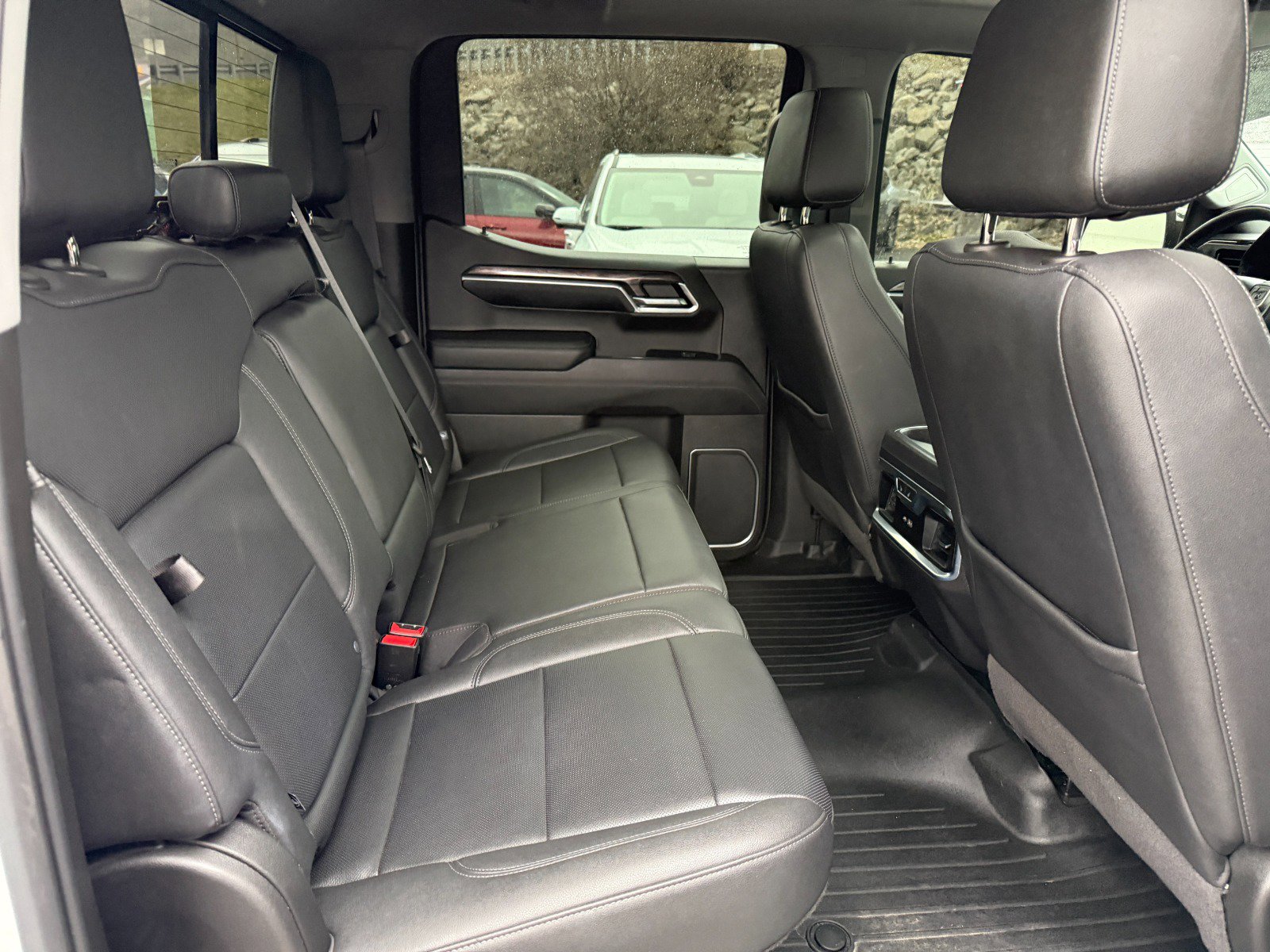 2022 Chevrolet Silverado 1500 LTZ - Photo 20