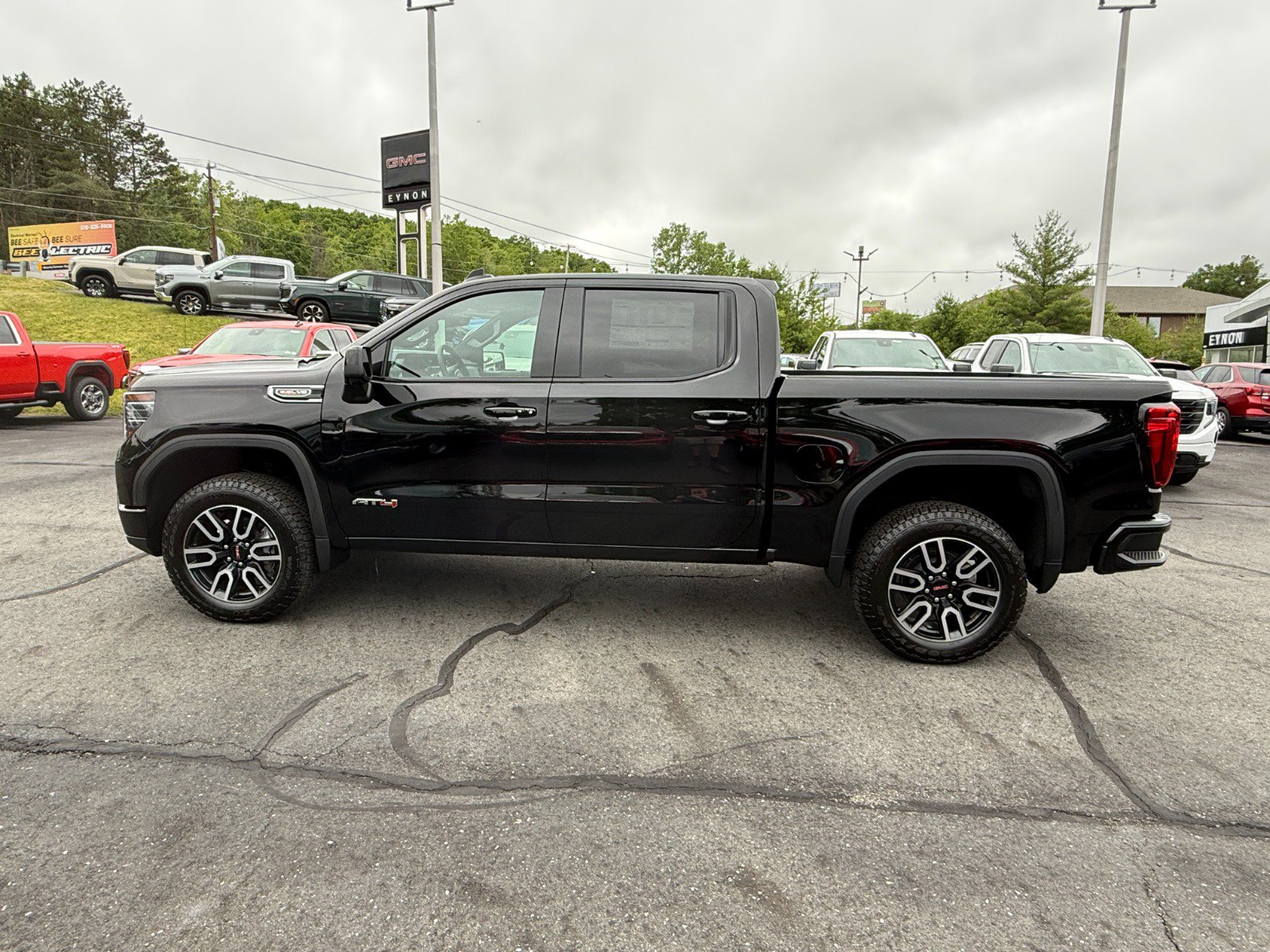 2026 GMC Sierra 1500 AT4 - Photo 2