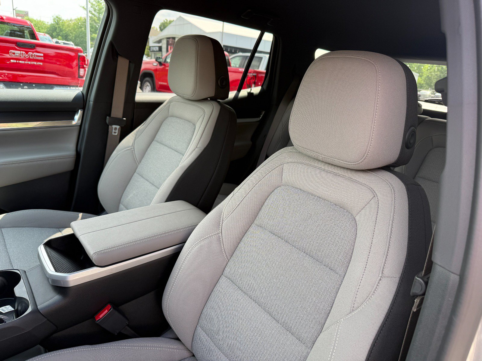 2027 GMC Terrain Elevation - Photo 14