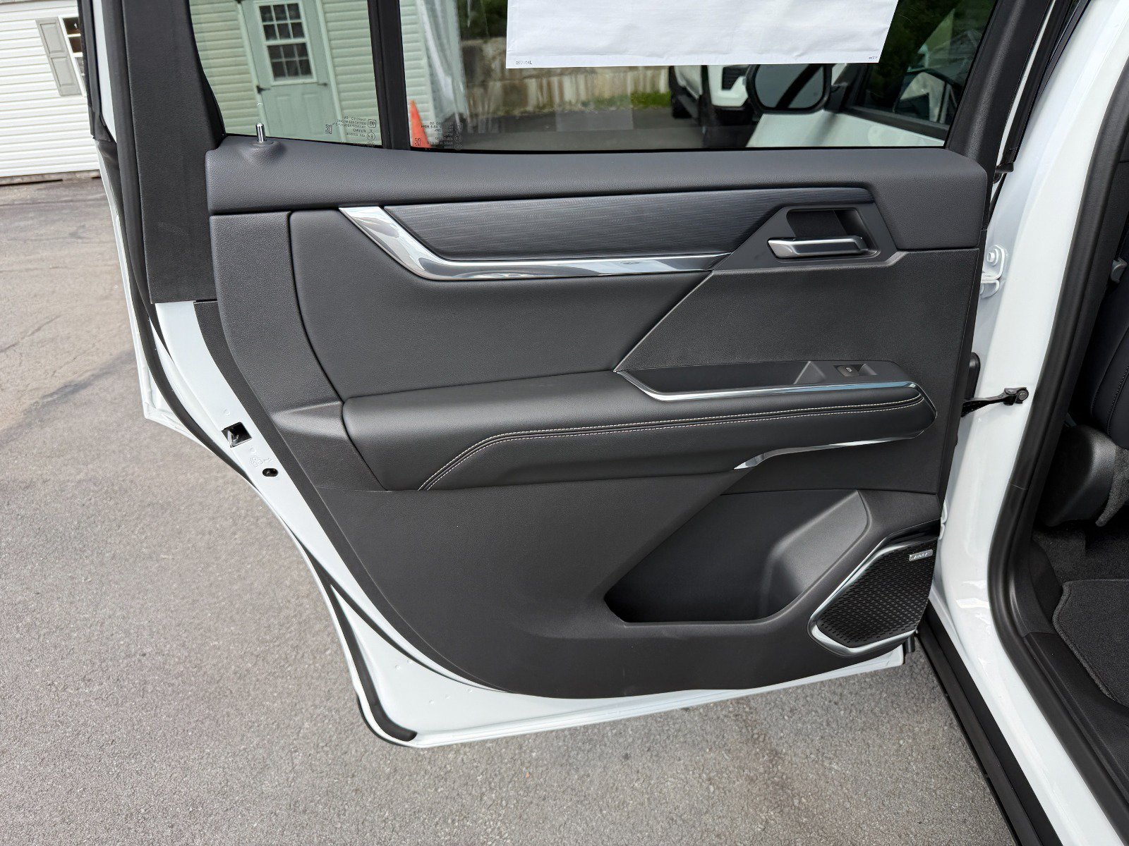 2026 GMC Acadia Elevation - Photo 17