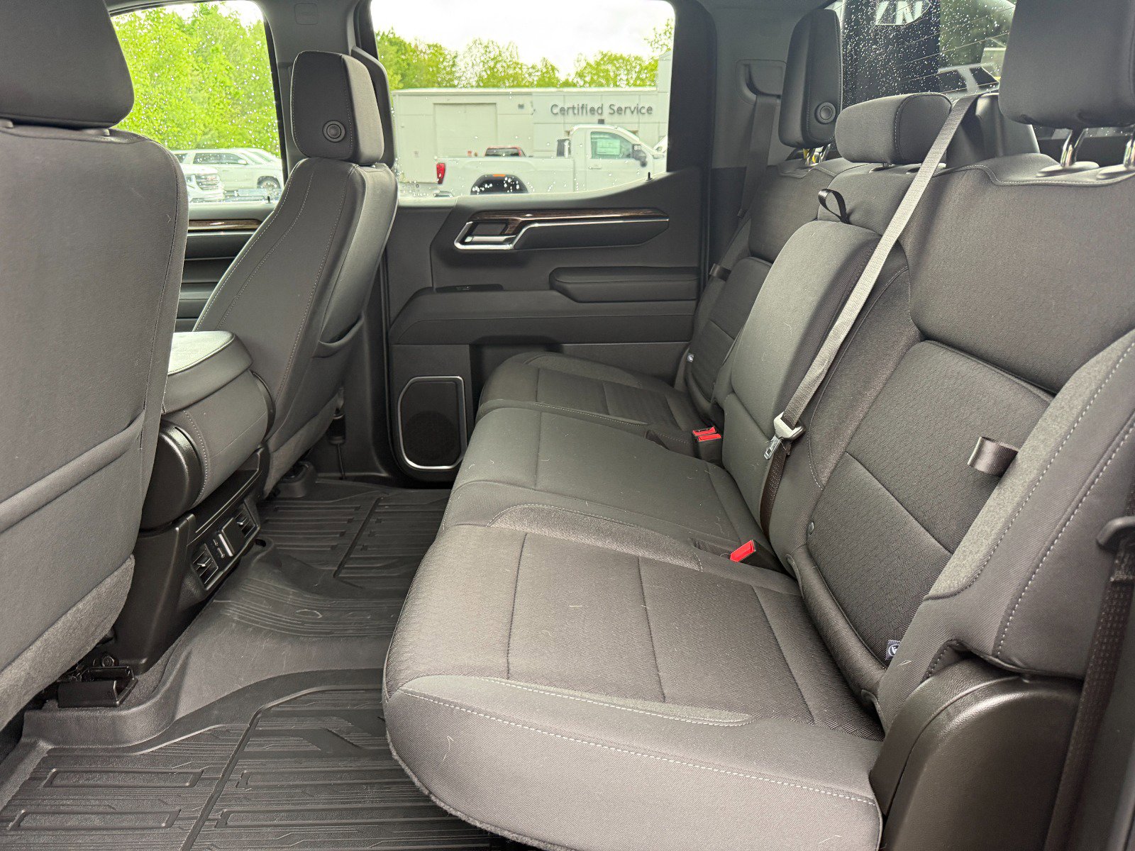 2024 GMC Sierra 1500 Elevation - Photo 16