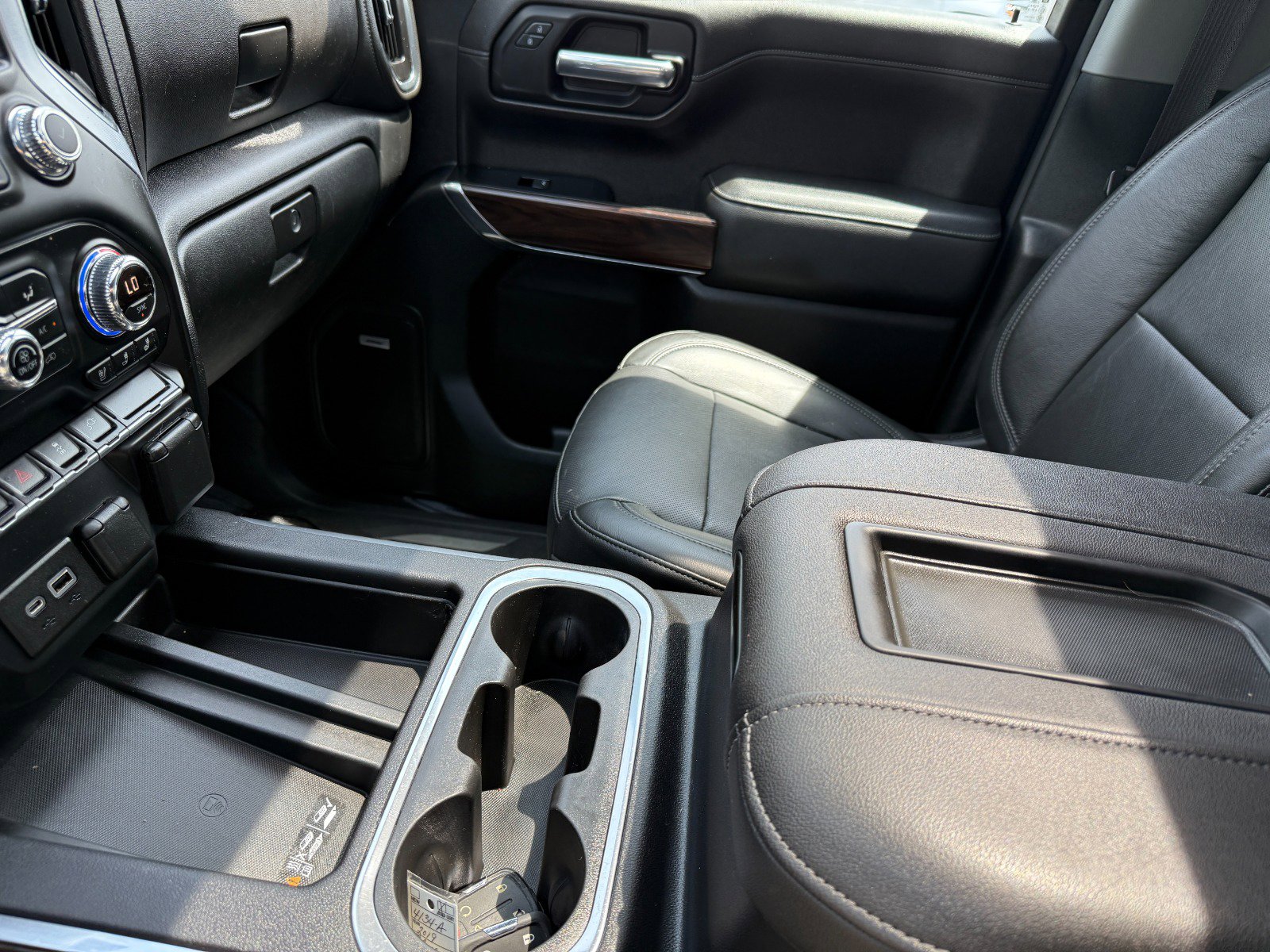 2019 GMC Sierra 1500 SLT - Photo 35