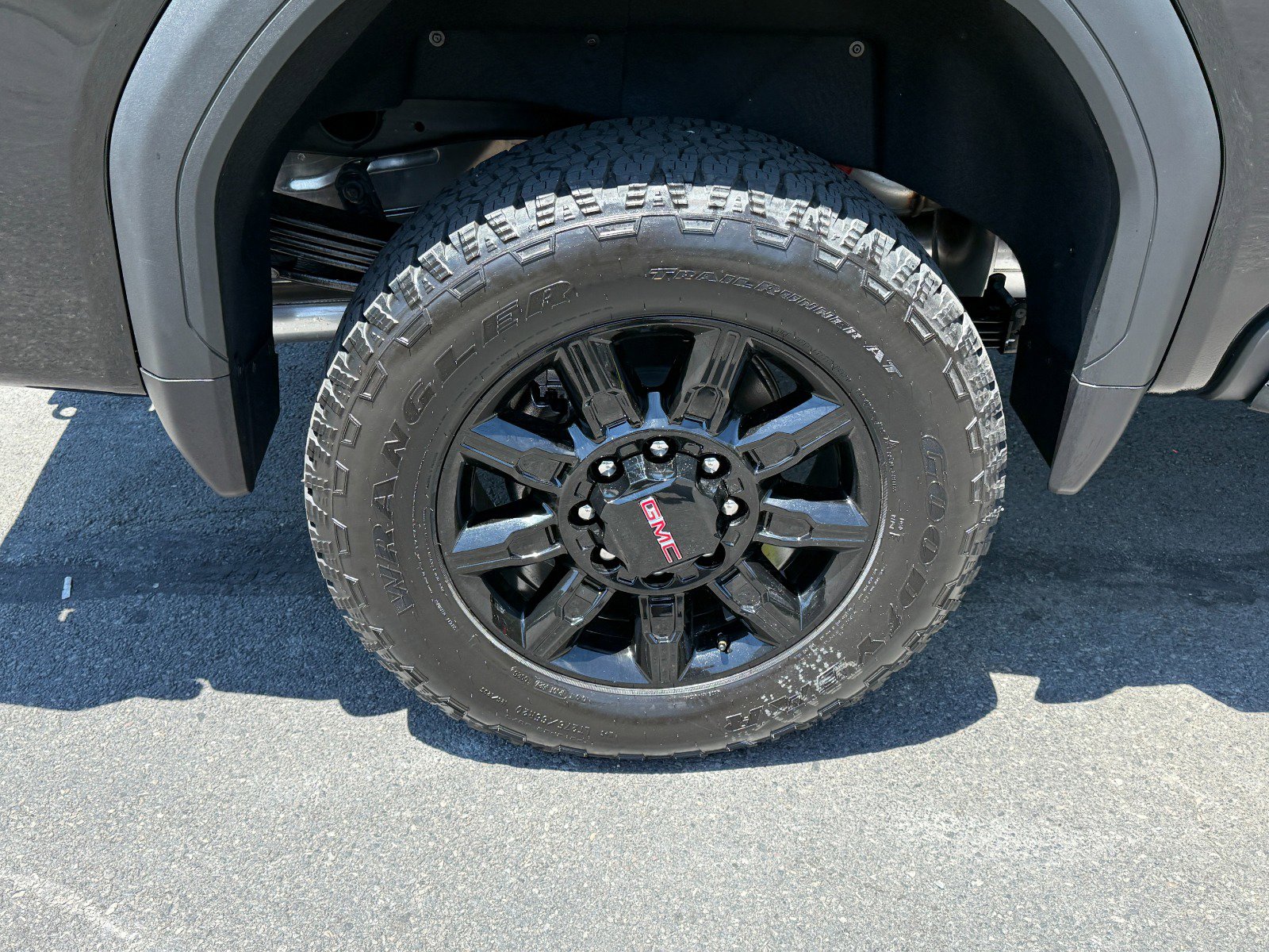 2026 GMC Sierra 2500HD AT4 - Photo 10
