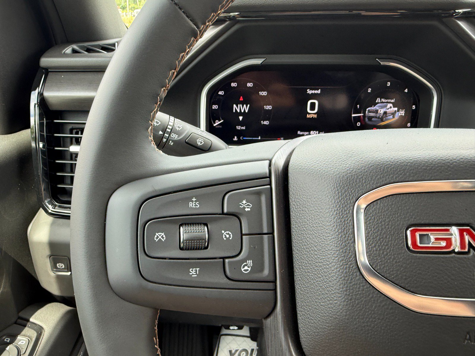 2026 GMC Sierra 2500HD AT4 - Photo 28