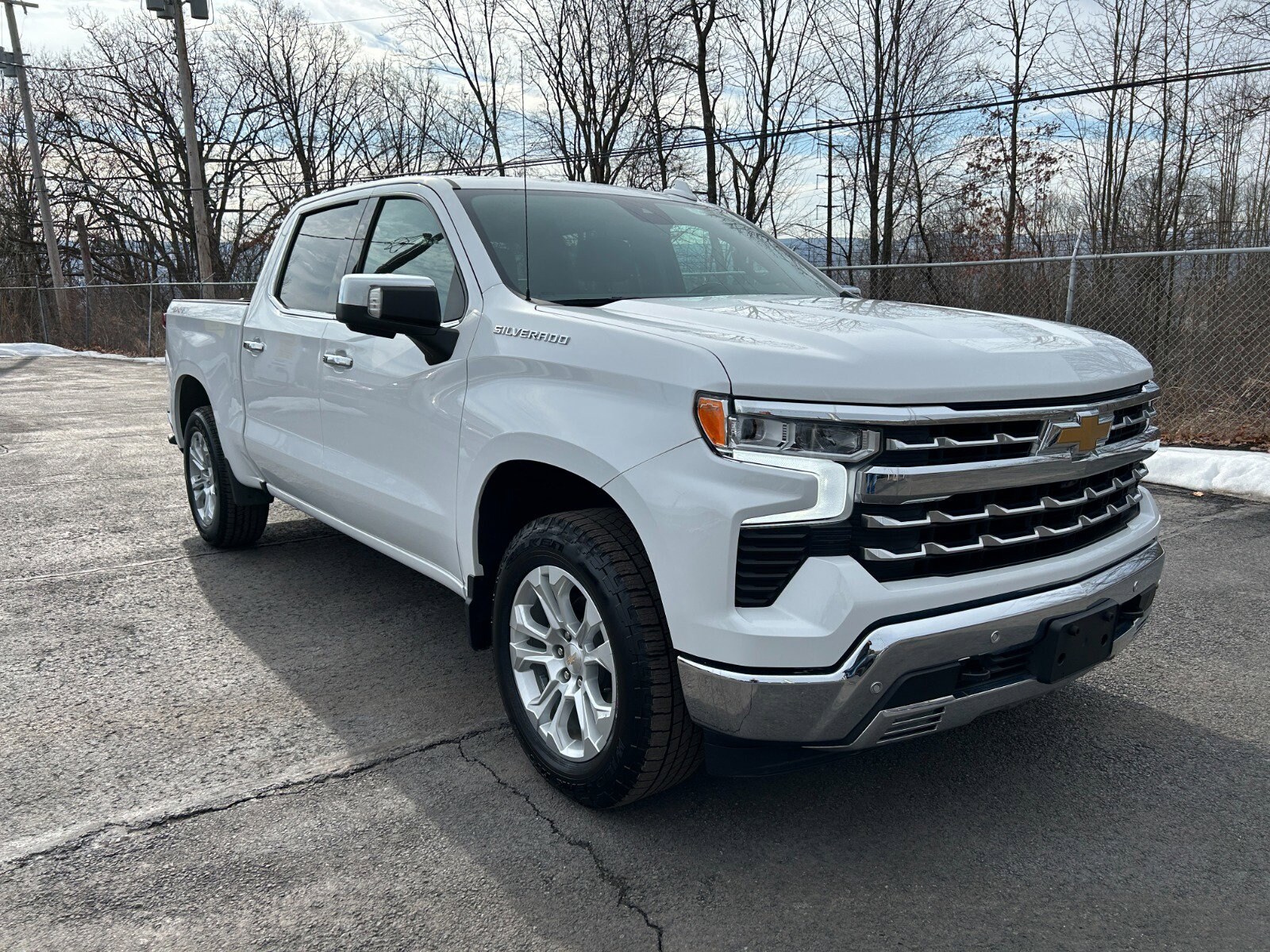 2023 Chevrolet Silverado 1500 LTZ - Photo 7