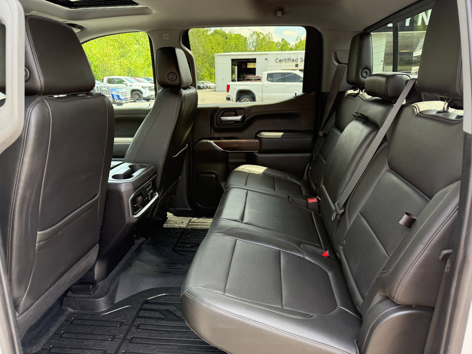 2019 GMC Sierra 1500 SLT - Photo 16