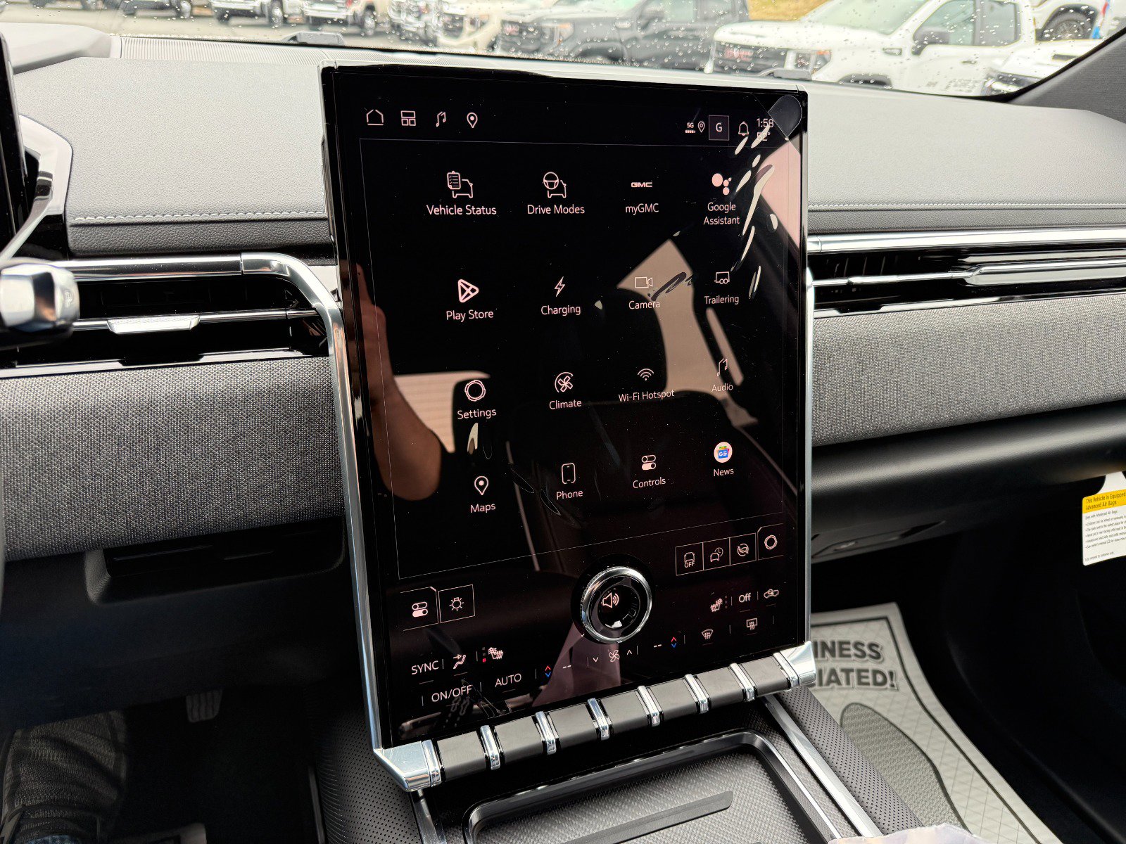 2026 GMC Sierra EV Elevation - Photo 28