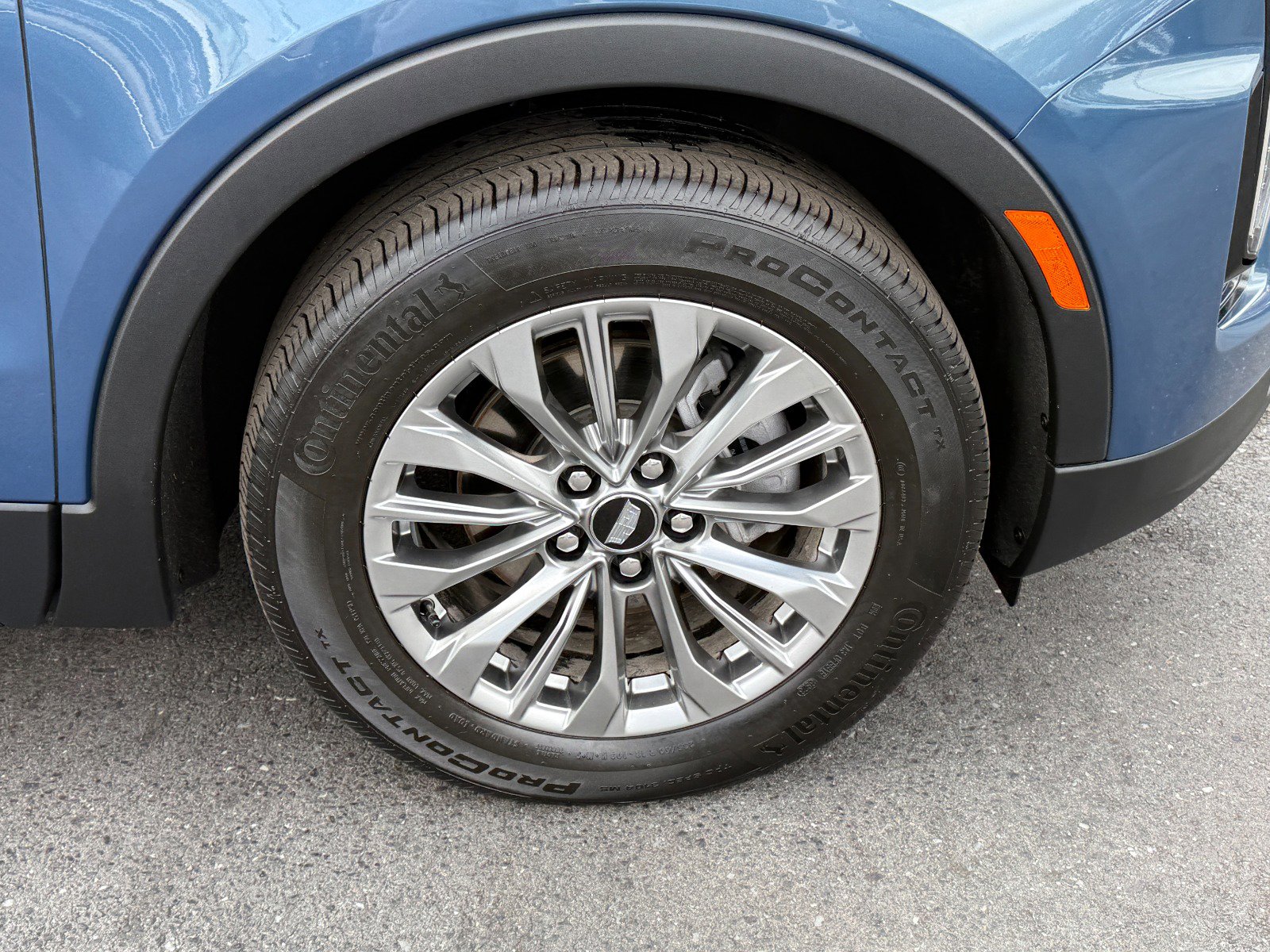 2024 Cadillac XT4 Premium Luxury - Photo 12