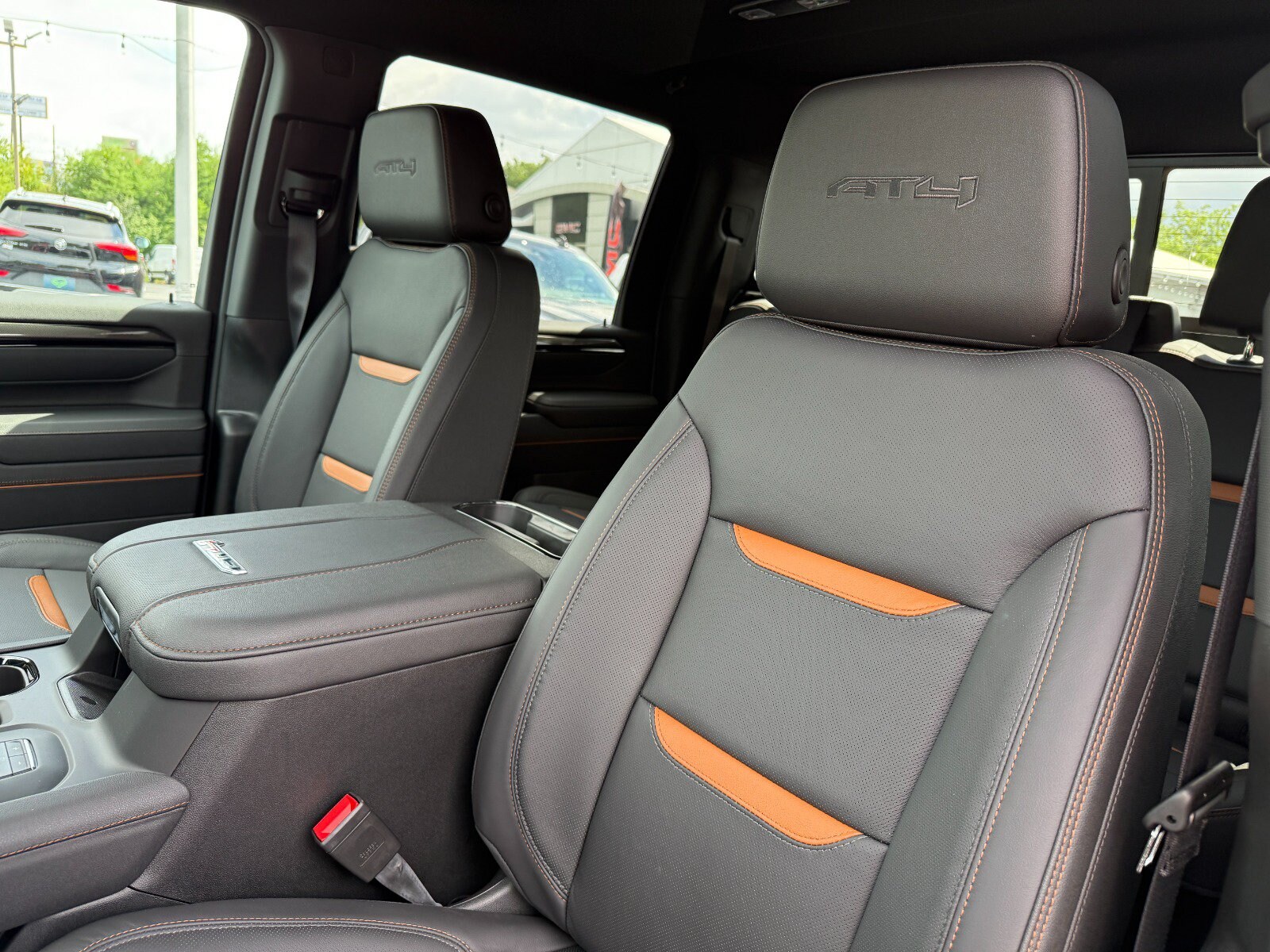 2026 GMC Sierra 2500HD AT4 - Photo 13