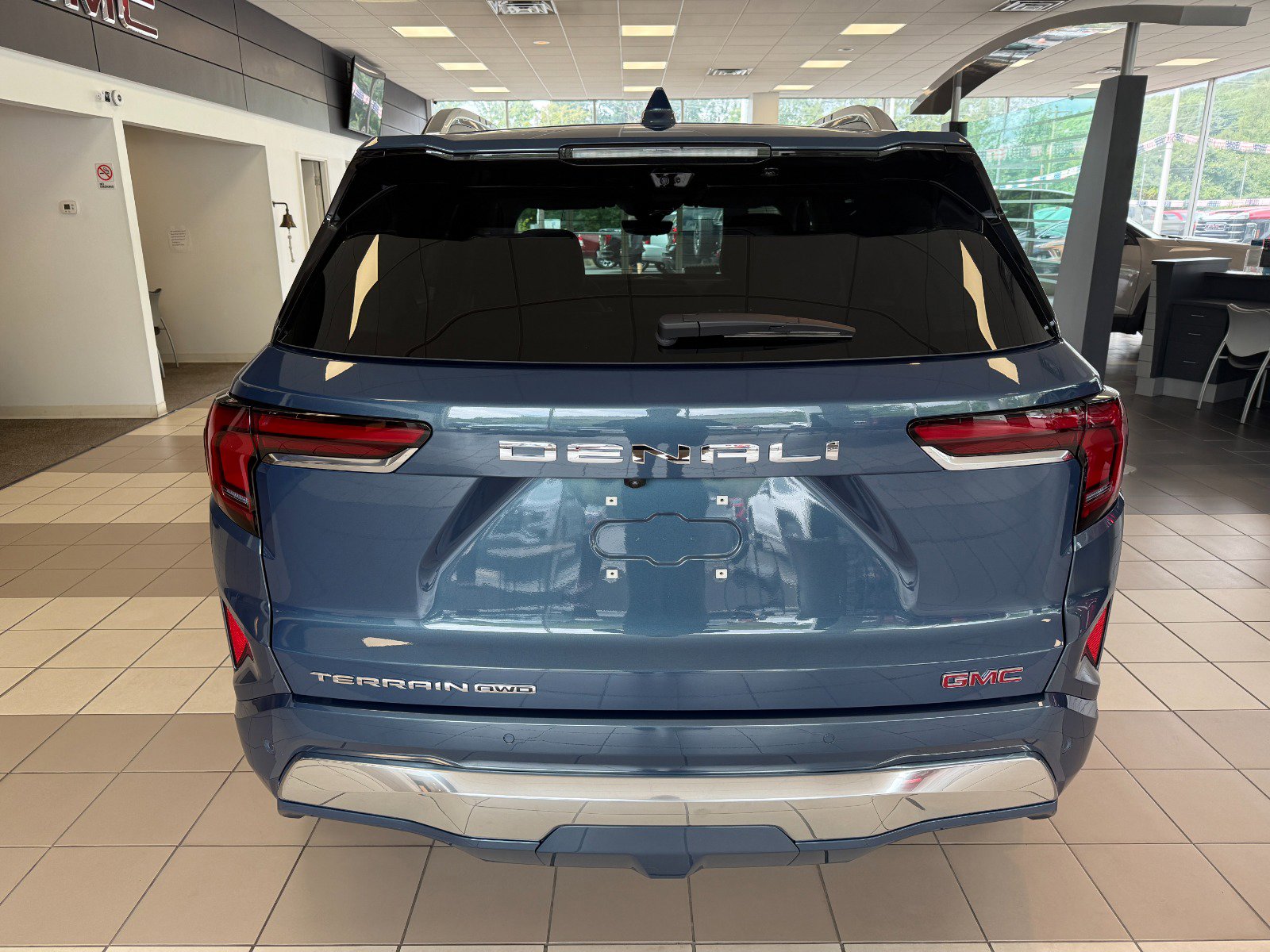 2026 Gmc Terrain Denali photo 4