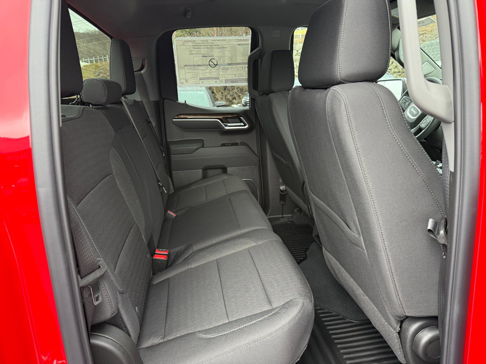 2026 GMC Sierra 1500 SLE - Photo 19