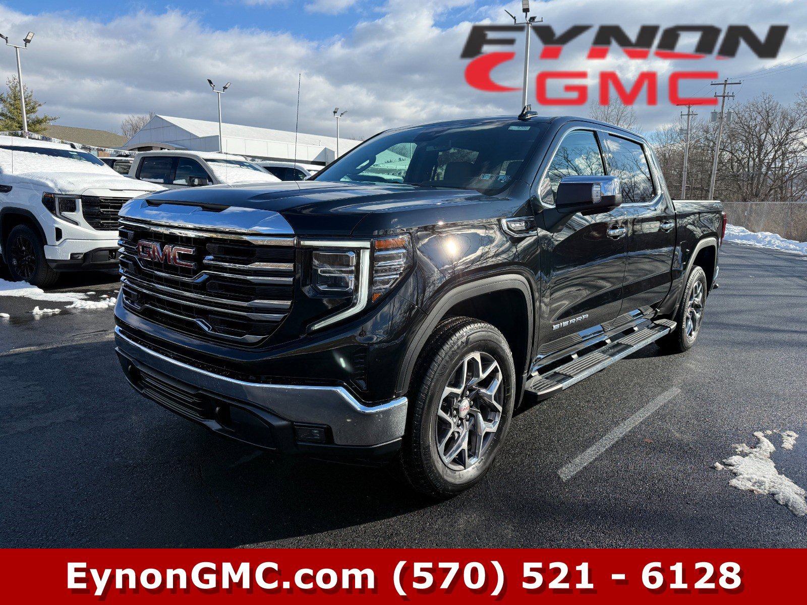 2026 GMC Sierra 1500 SLT's photo