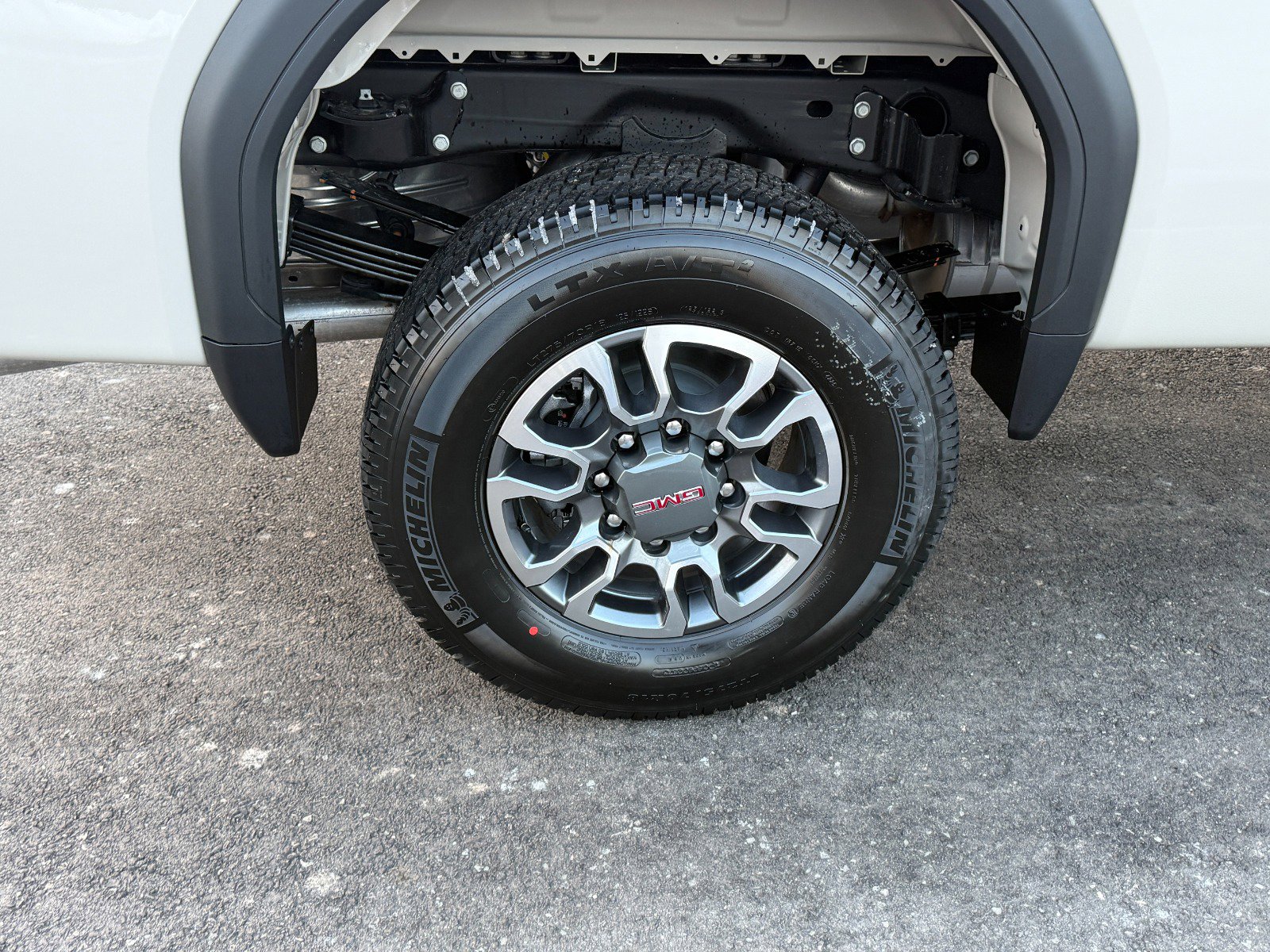2026 GMC Sierra 3500HD SLE - Photo 11