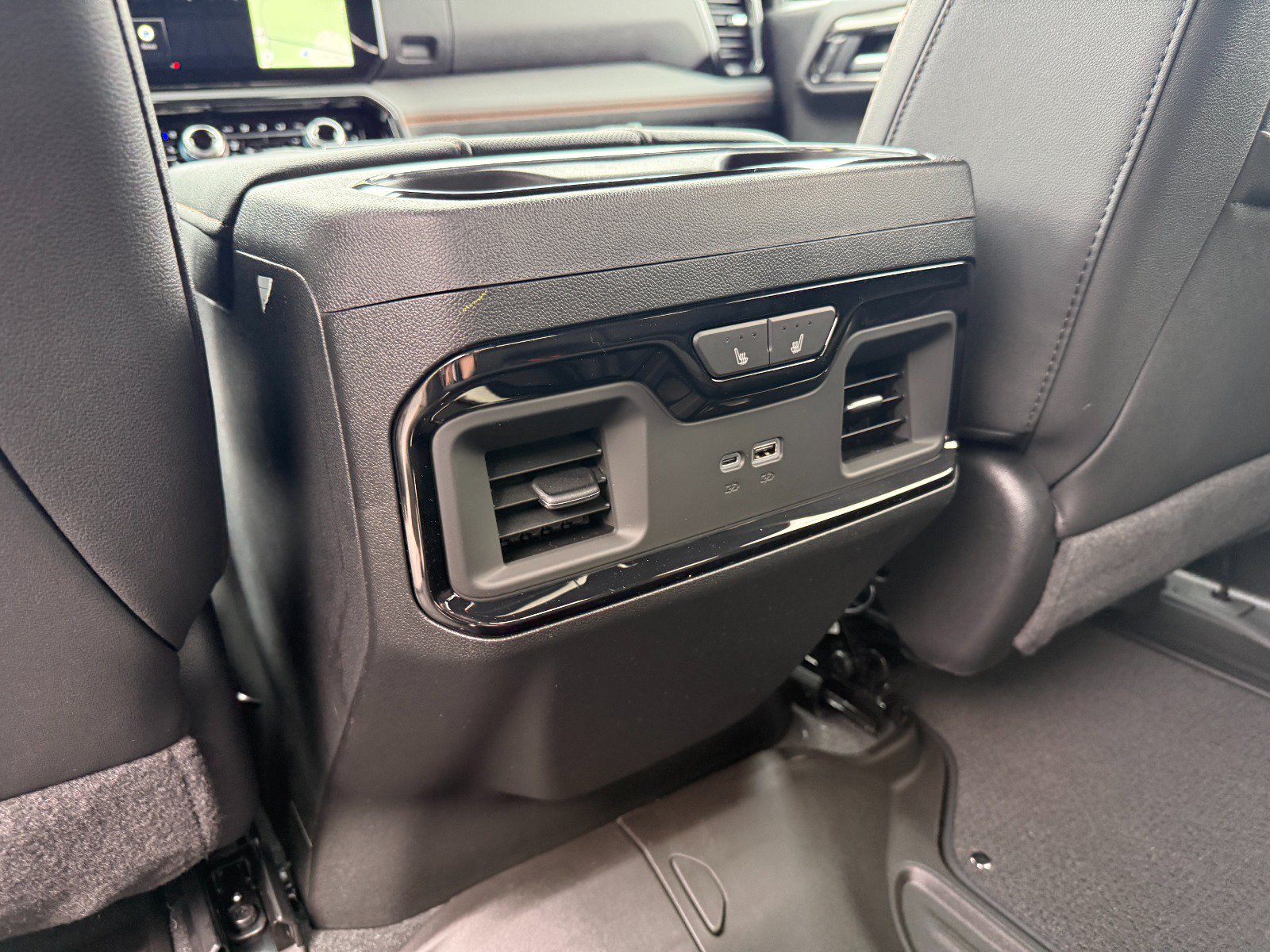 2026 GMC Sierra 2500HD AT4 - Photo 19