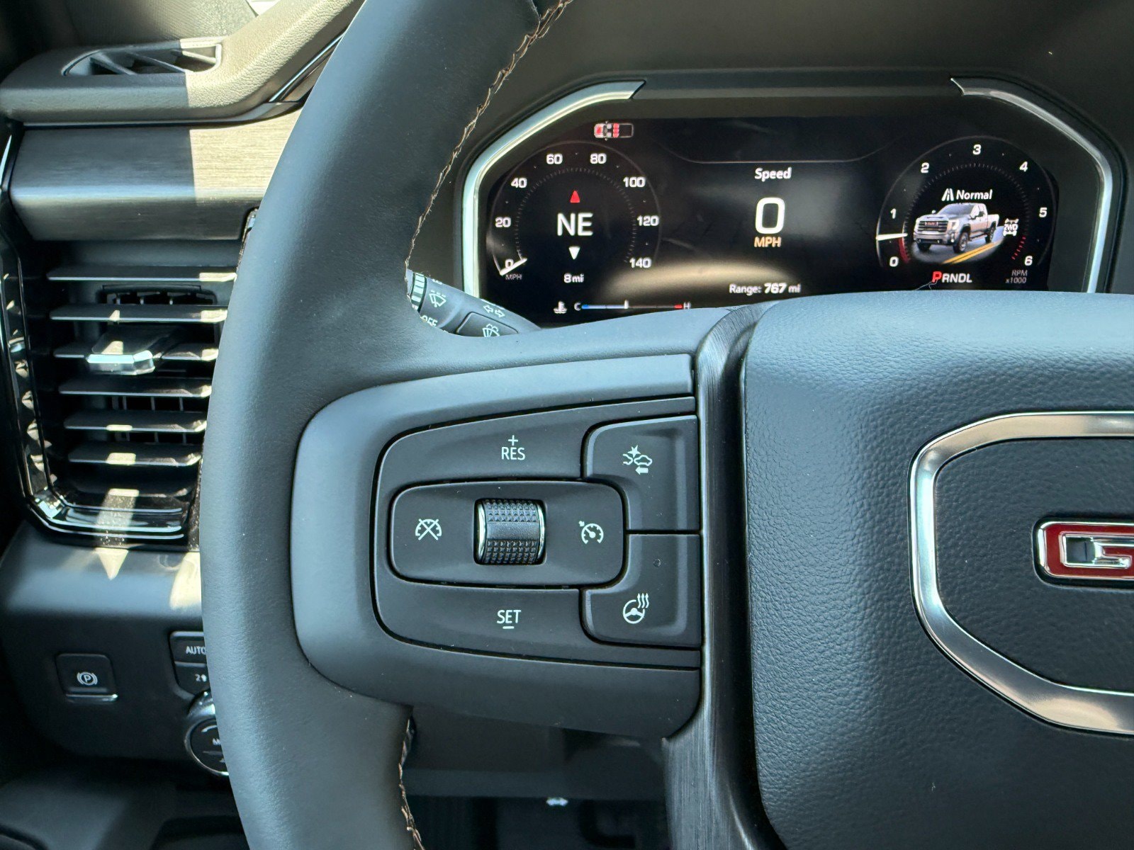 2026 GMC Sierra 2500HD AT4 - Photo 28