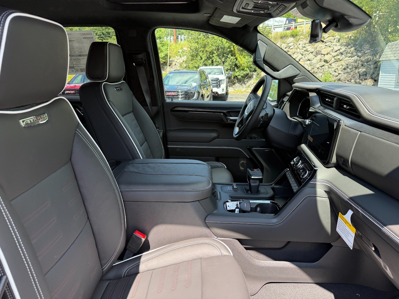 2026 GMC Sierra 1500 AT4X - Photo 23