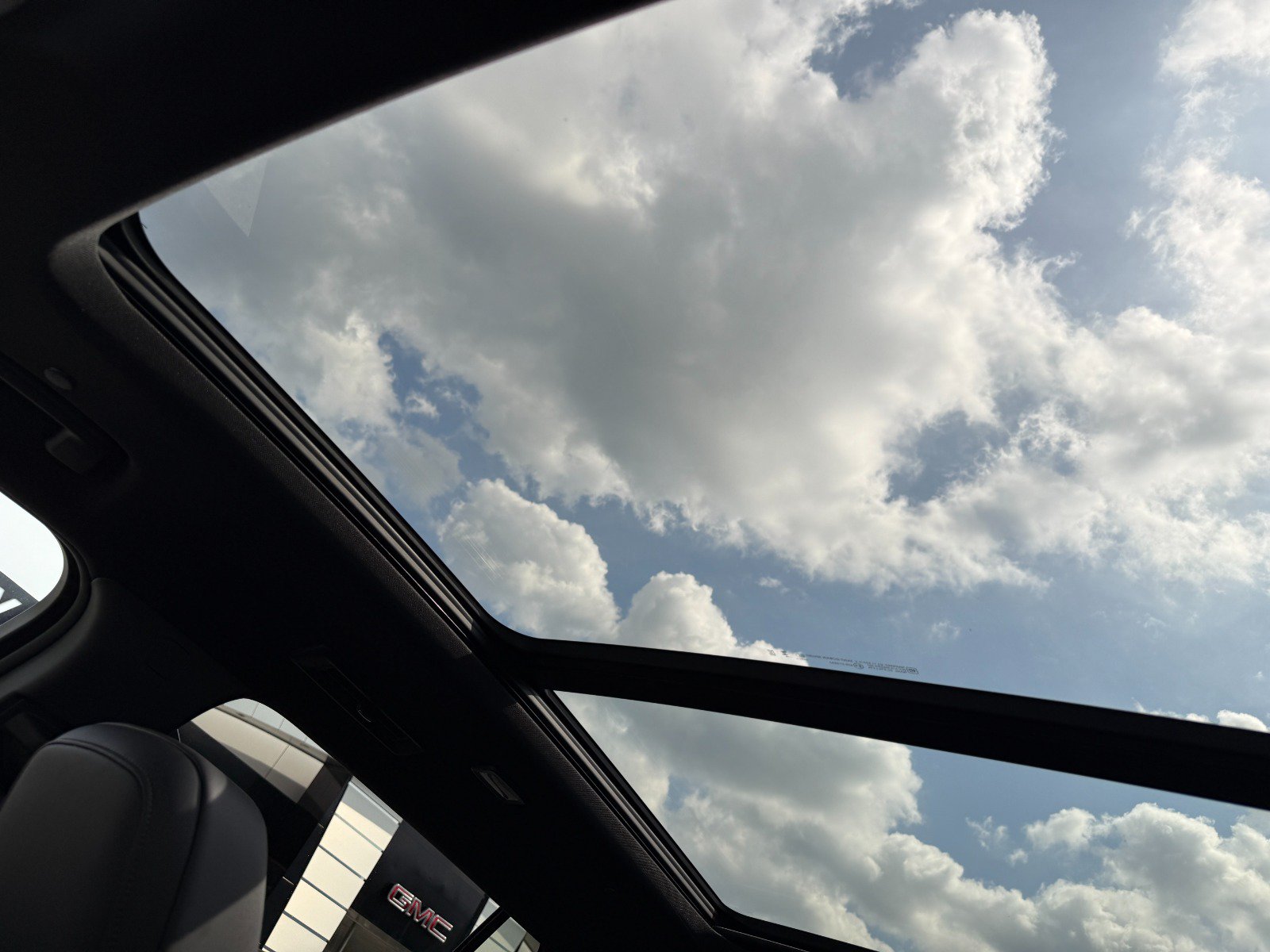 2026 GMC Acadia Elevation - Photo 34