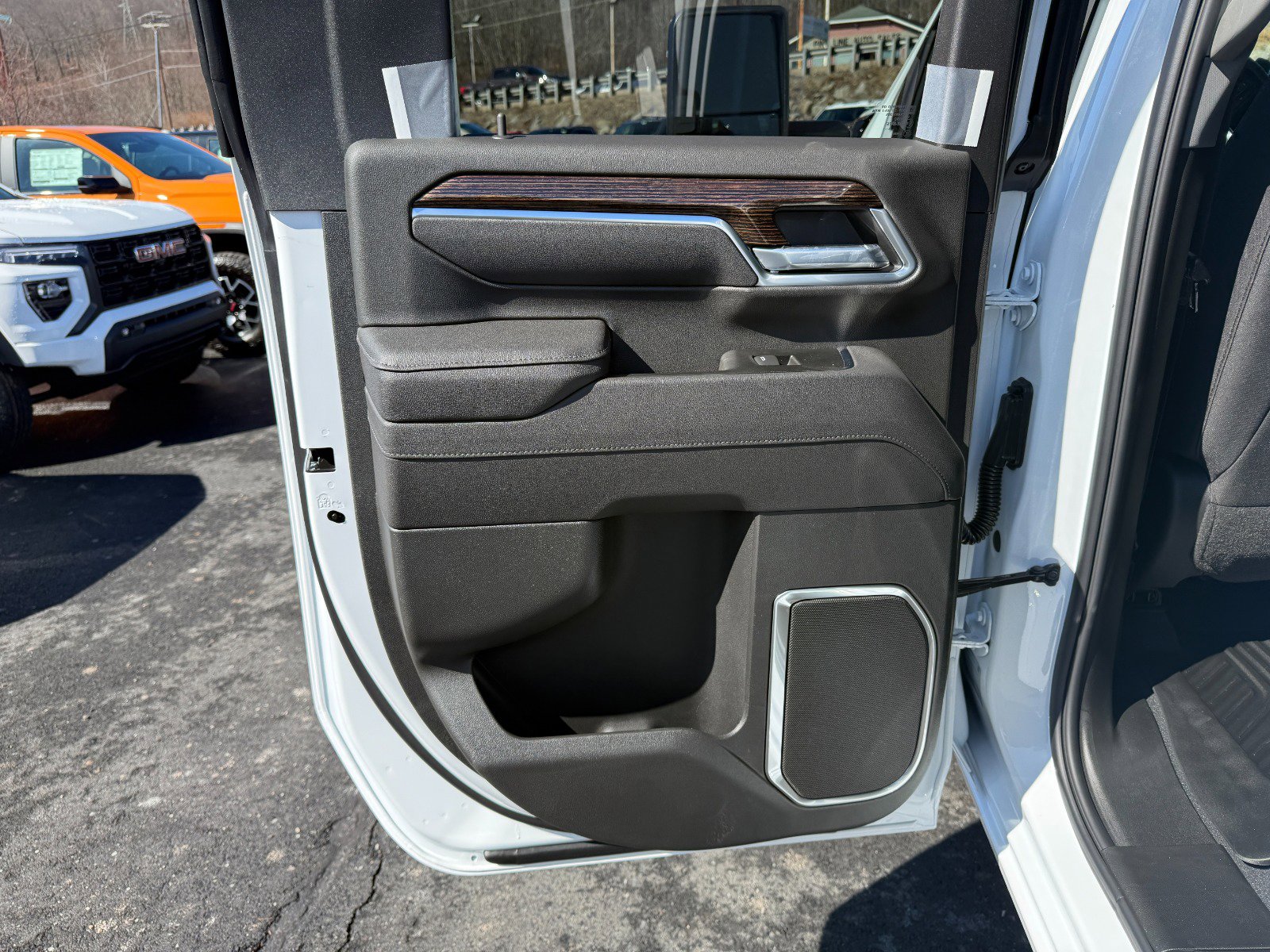 2026 GMC Sierra 2500HD SLE - Photo 17