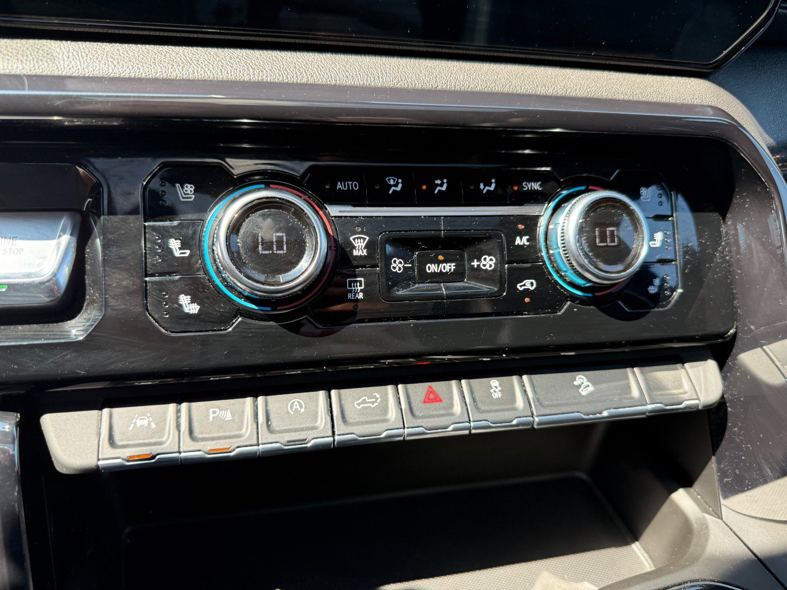 2024 GMC Sierra 1500 AT4 - Photo 35