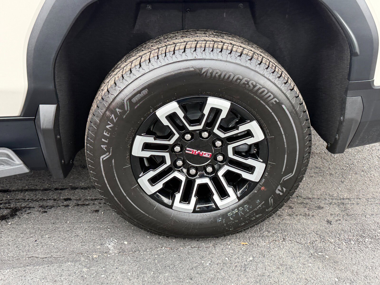 2026 GMC Sierra EV Elevation - Photo 9