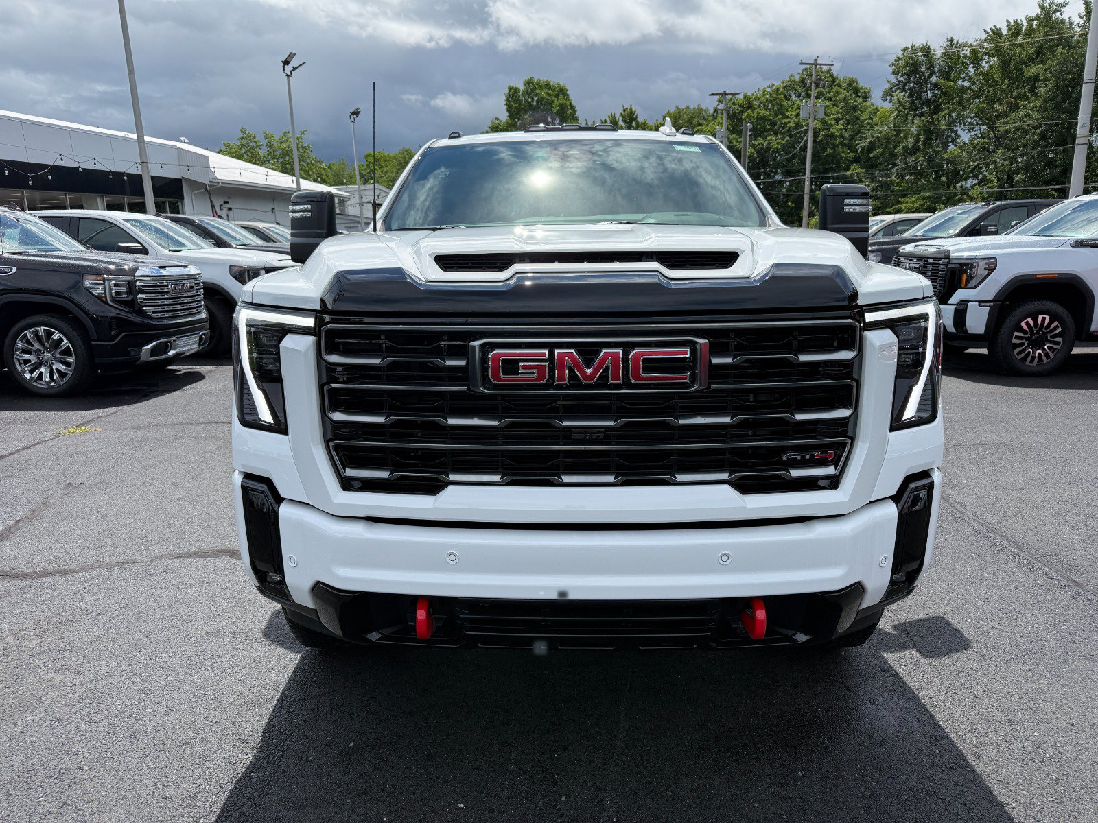 2026 GMC Sierra 2500HD AT4 - Photo 8