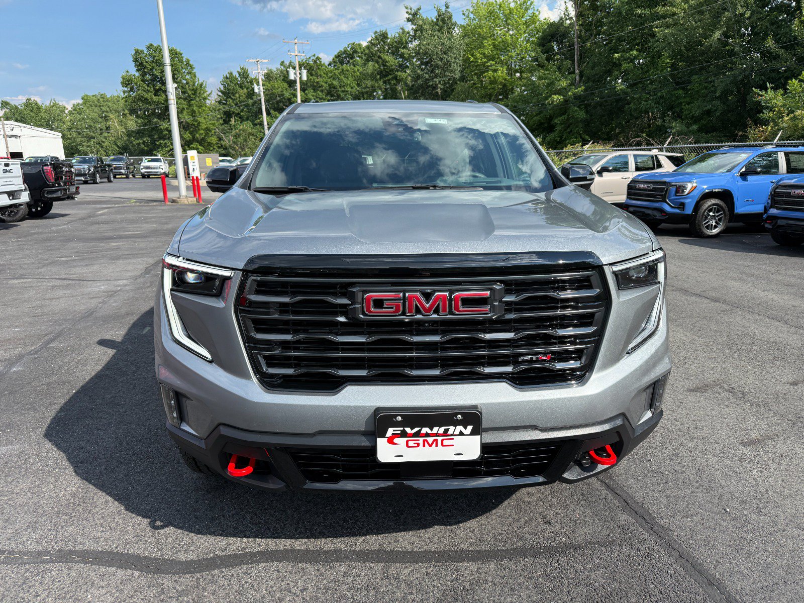 2025 GMC Acadia AT4 - Photo 8