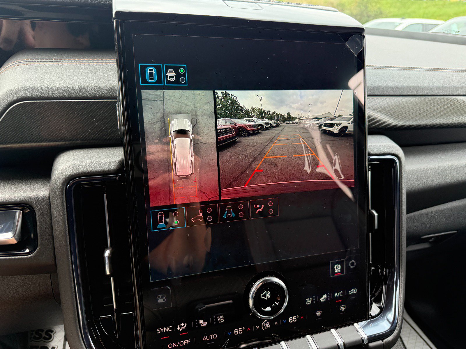 2026 GMC Yukon XL AT4 - Photo 41
