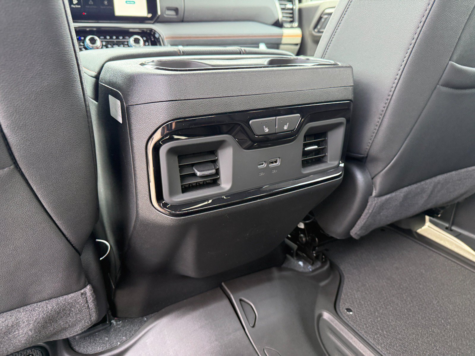 2026 GMC Sierra 2500HD AT4 - Photo 18