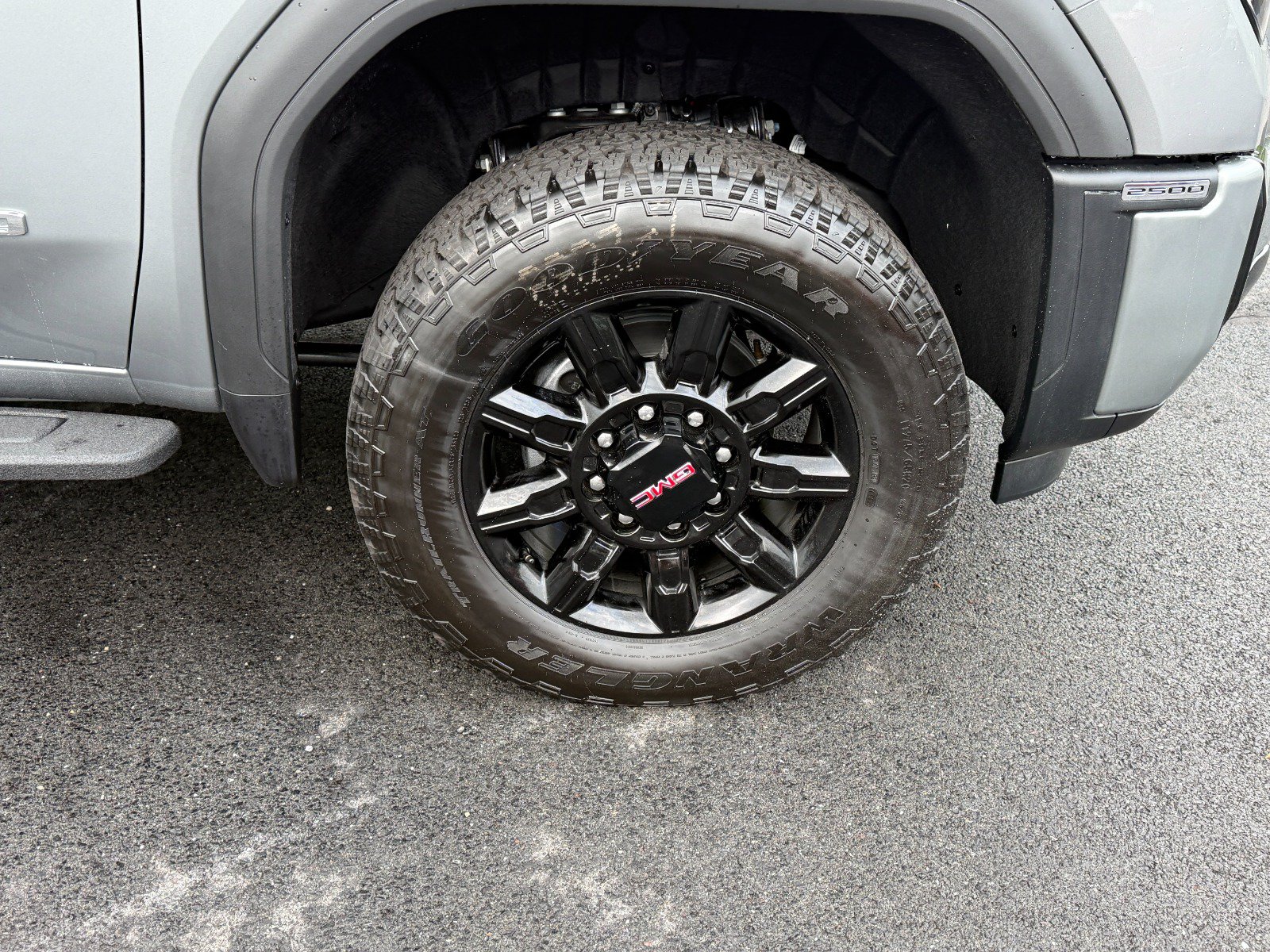 2026 GMC Sierra 2500HD AT4 - Photo 12