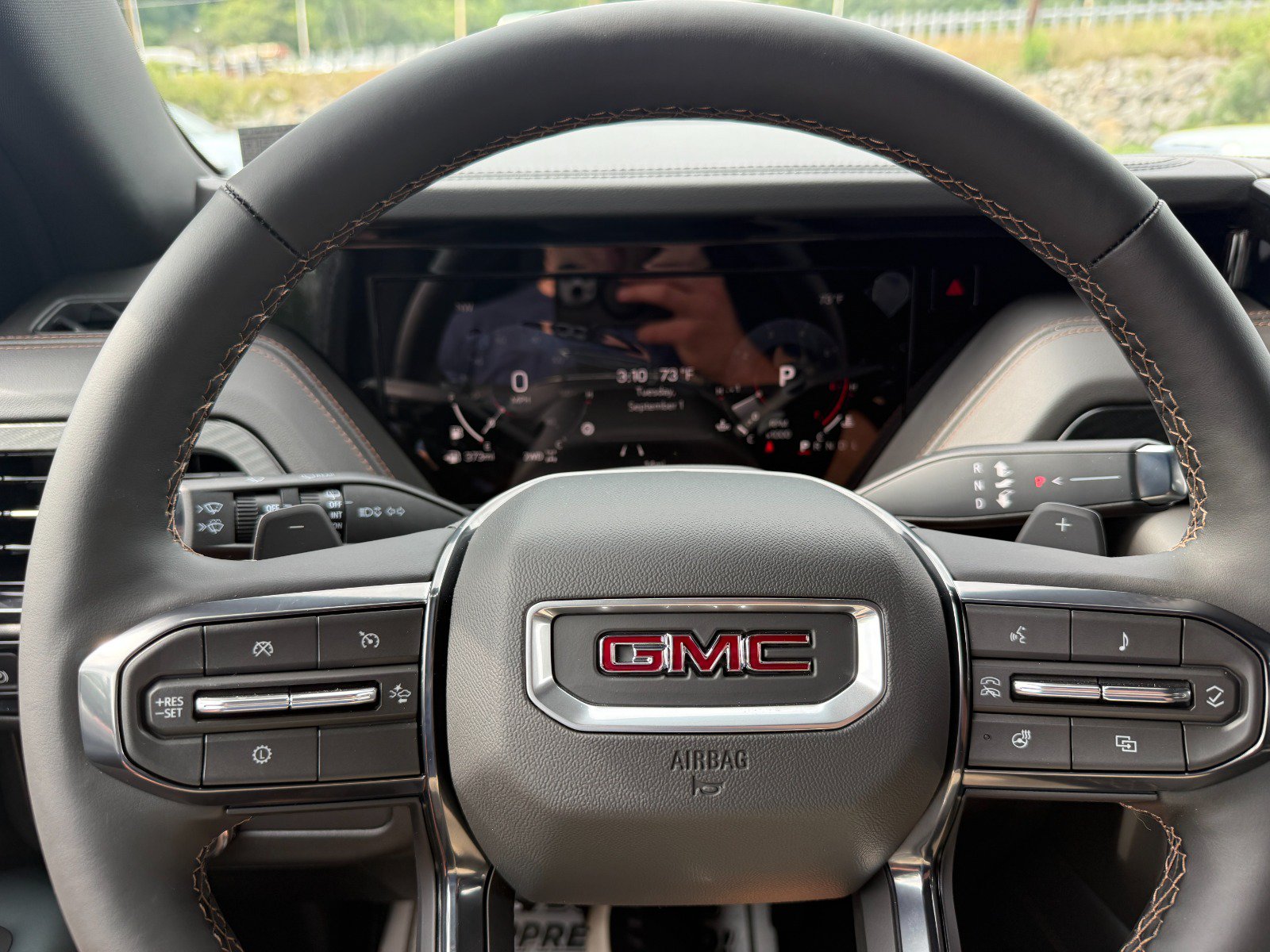 2026 GMC Yukon XL AT4 - Photo 29