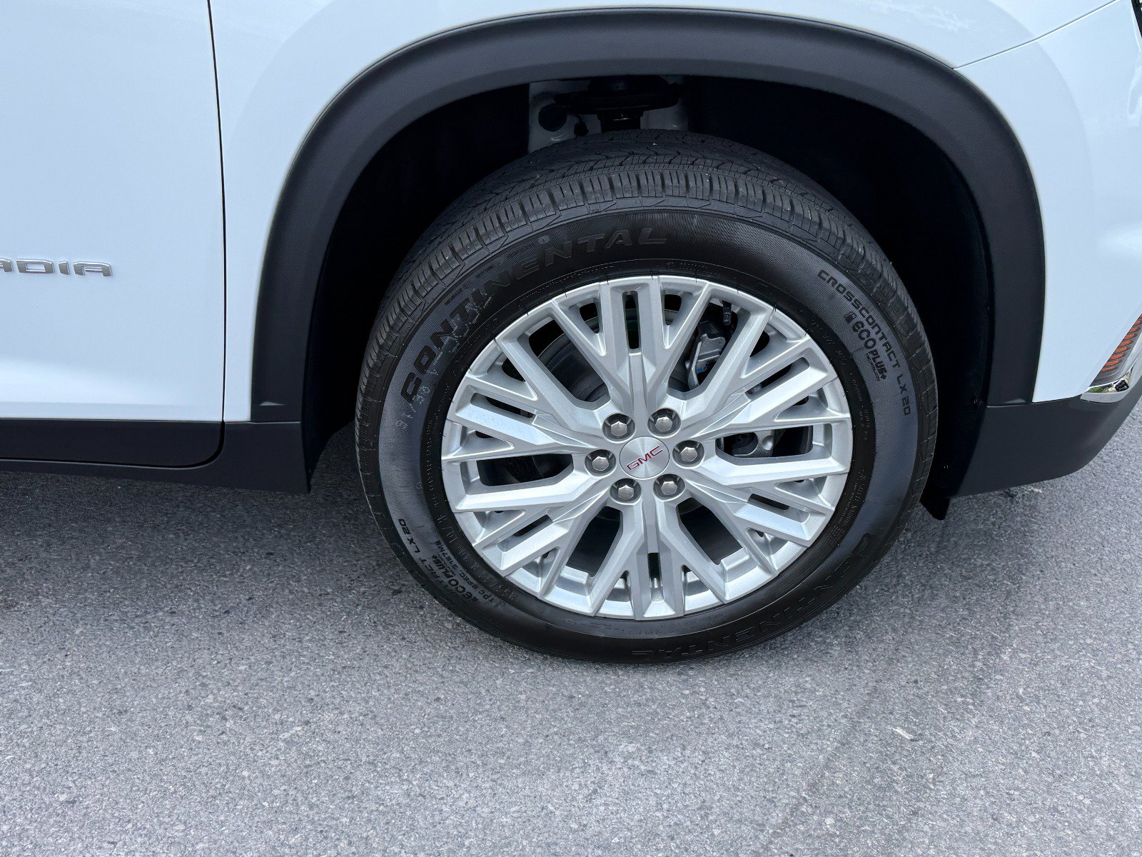 2026 GMC Acadia Elevation - Photo 12