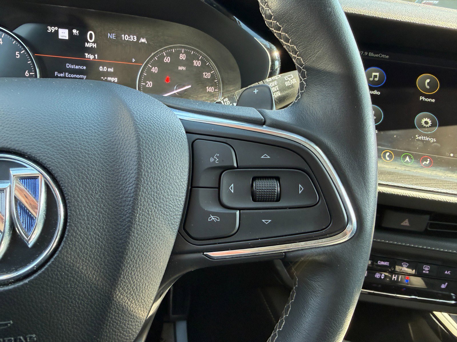 2022 Buick Envision Essence - Photo 29