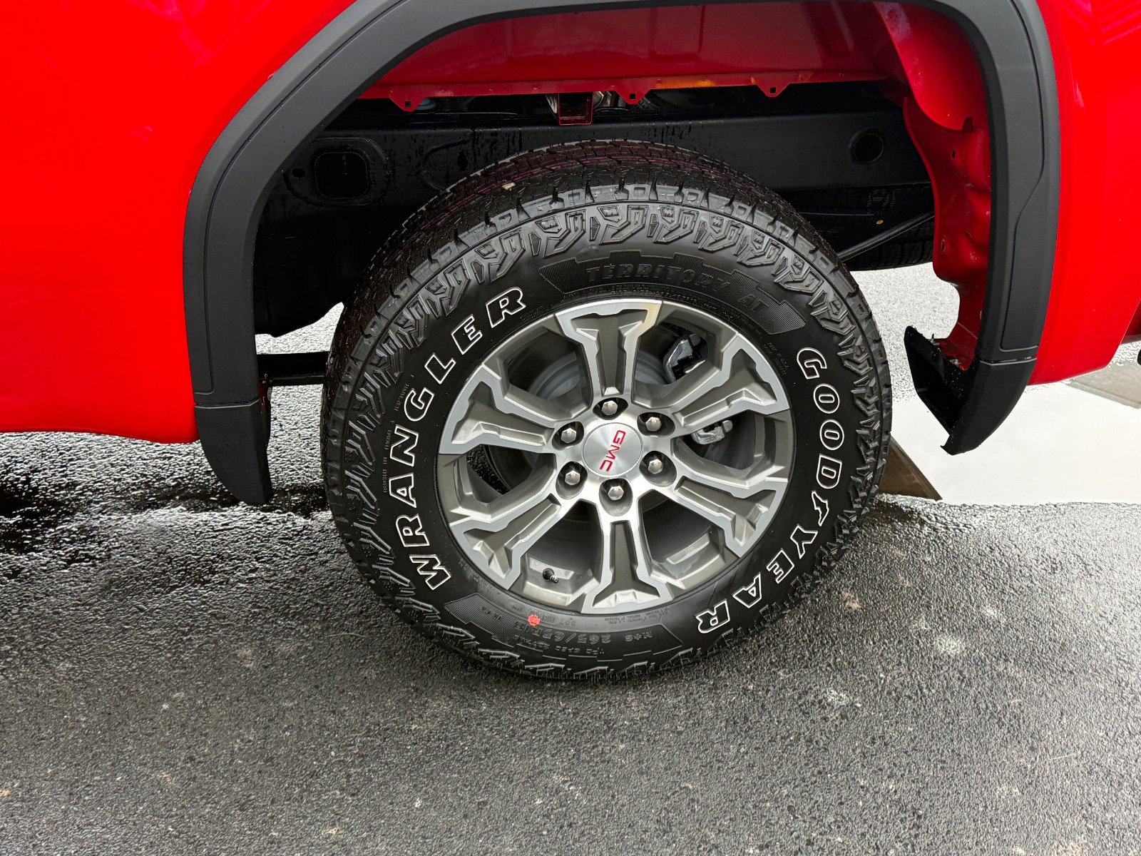 2026 GMC Sierra 1500 SLE - Photo 10