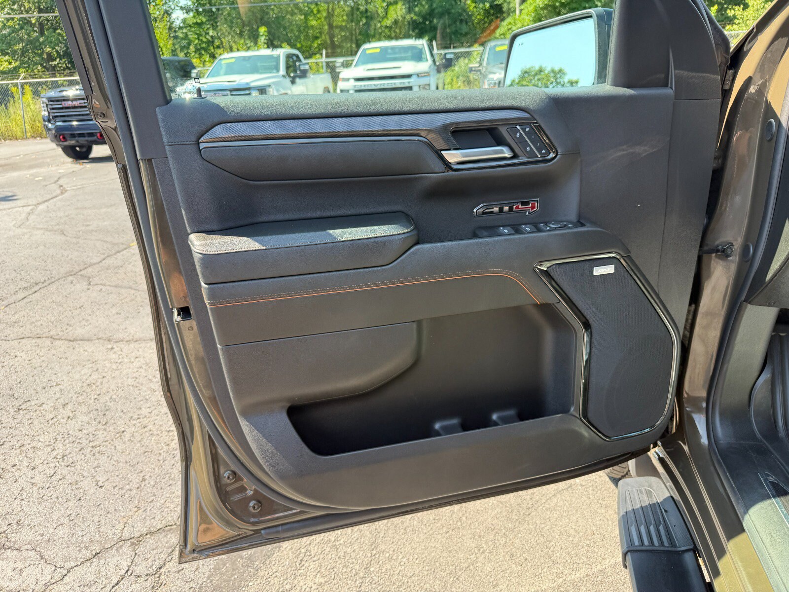 2024 GMC Sierra 1500 AT4 - Photo 16