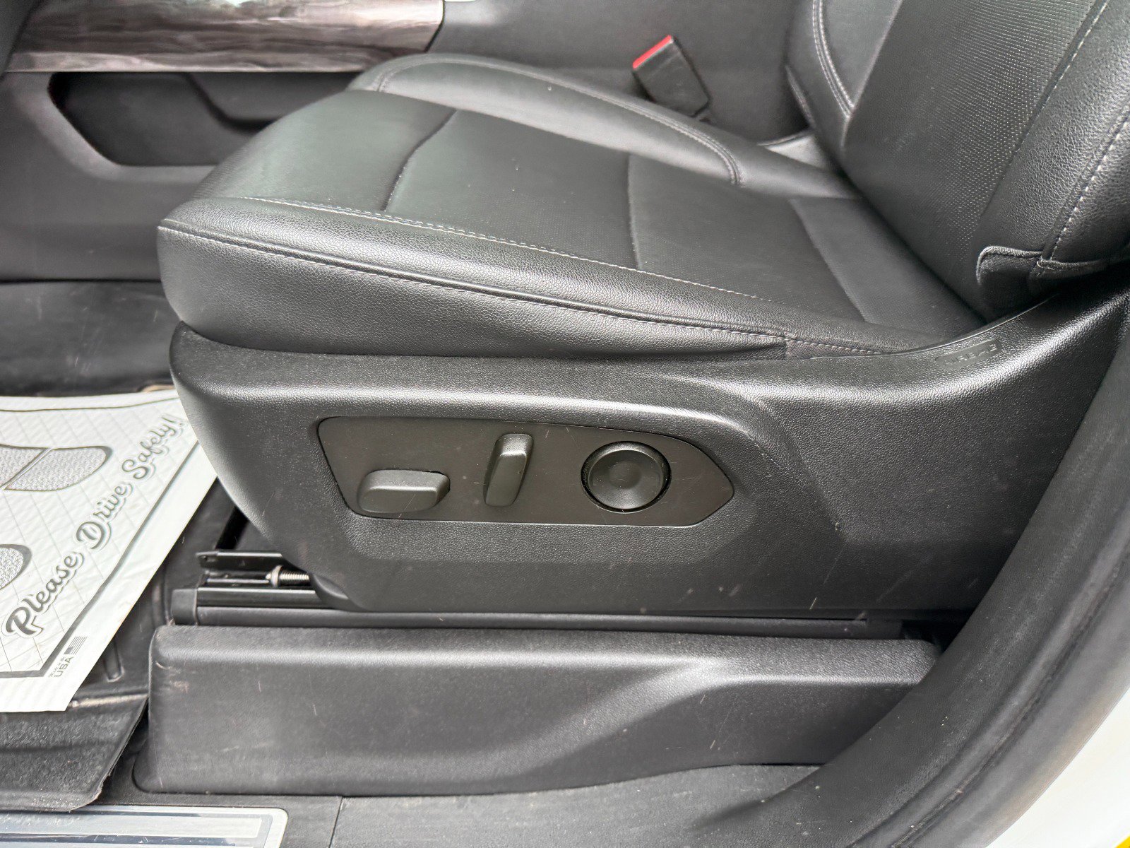 2022 Chevrolet Silverado 1500 LTZ - Photo 24