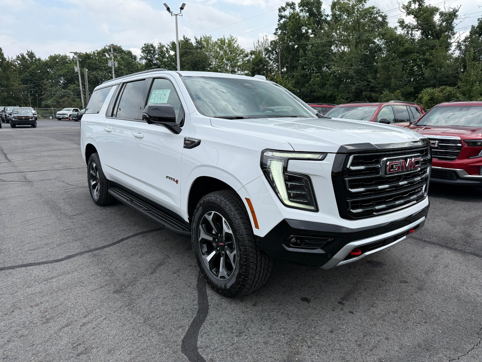 2026 GMC Yukon XL AT4 - Photo 7