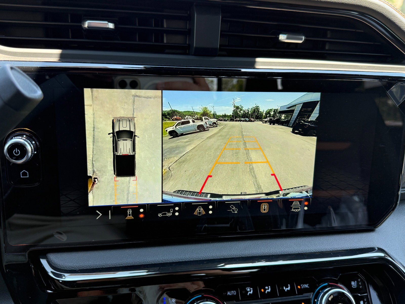 2026 GMC Sierra 2500HD AT4 - Photo 38