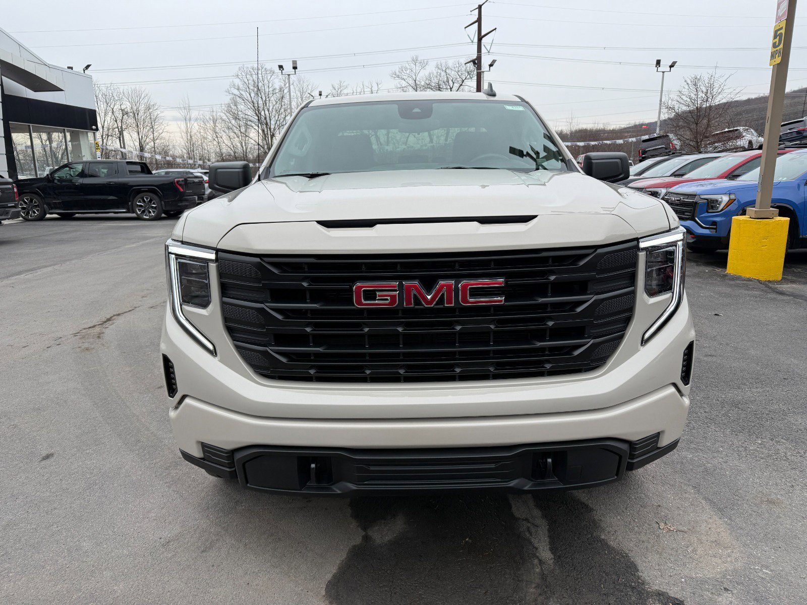 2026 GMC Sierra 1500 Pro - Photo 8