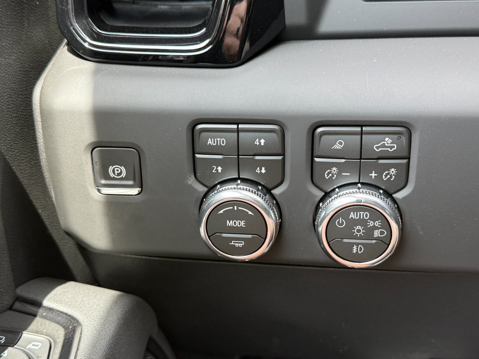 2026 GMC Sierra 2500HD AT4 - Photo 31