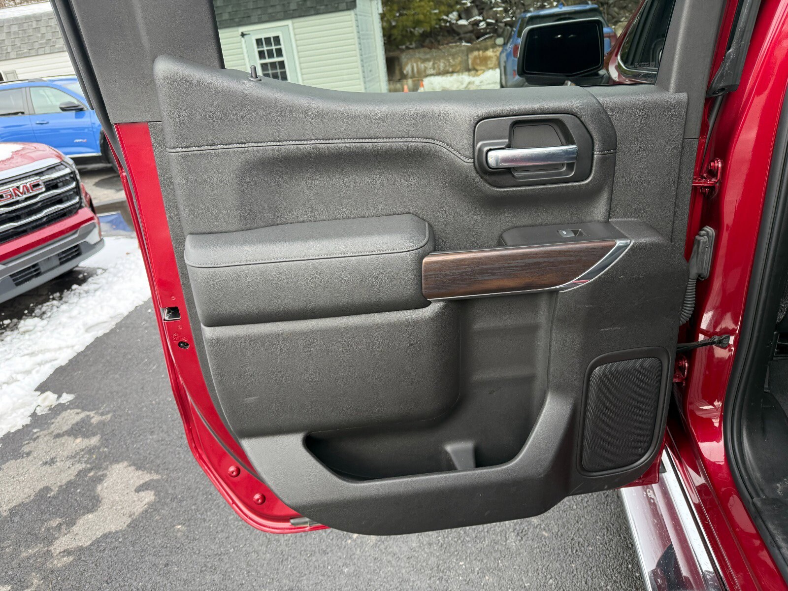2020 GMC Sierra 1500 SLT - Photo 17