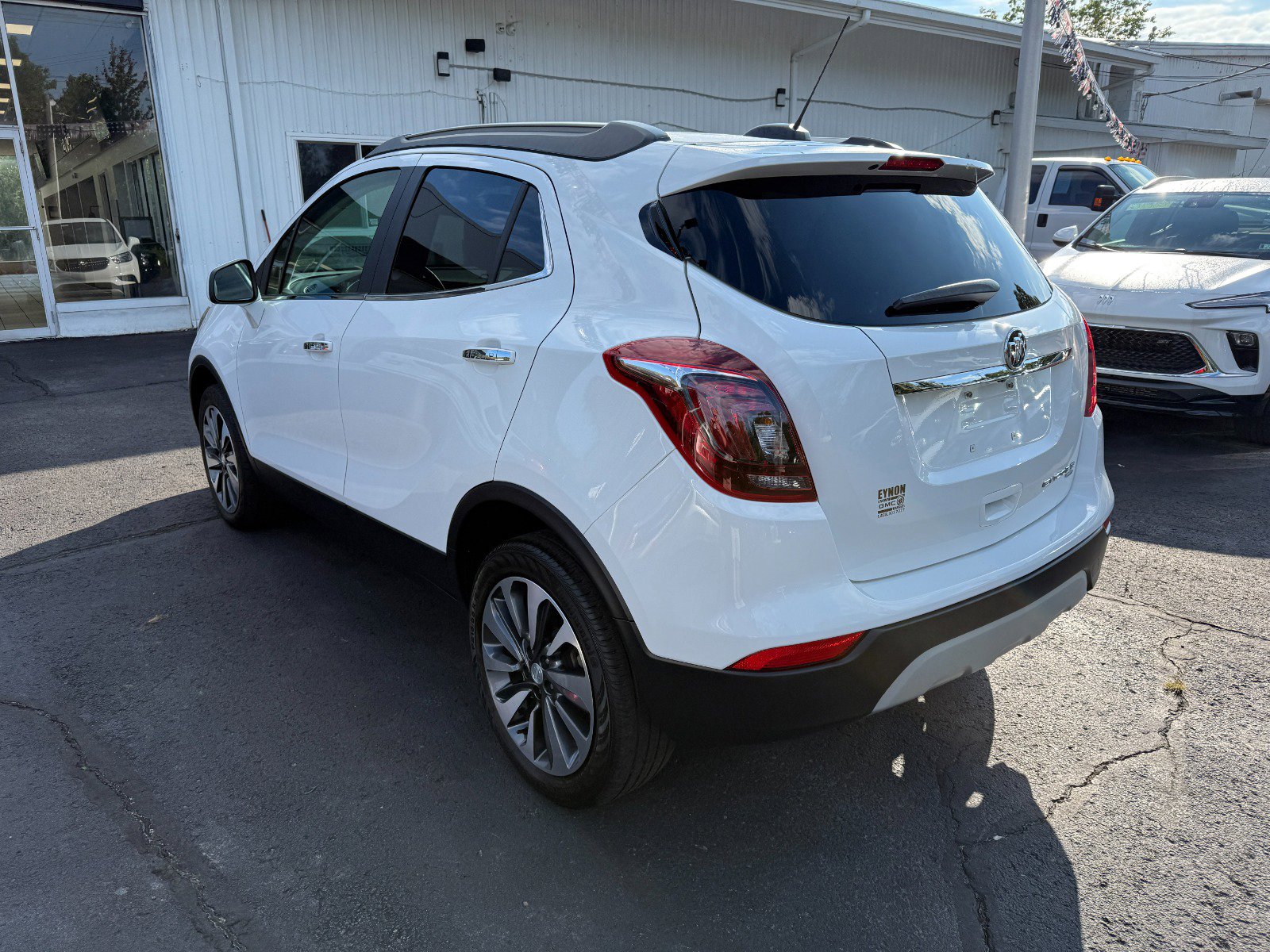 2022 Buick Encore Preferred photo 3