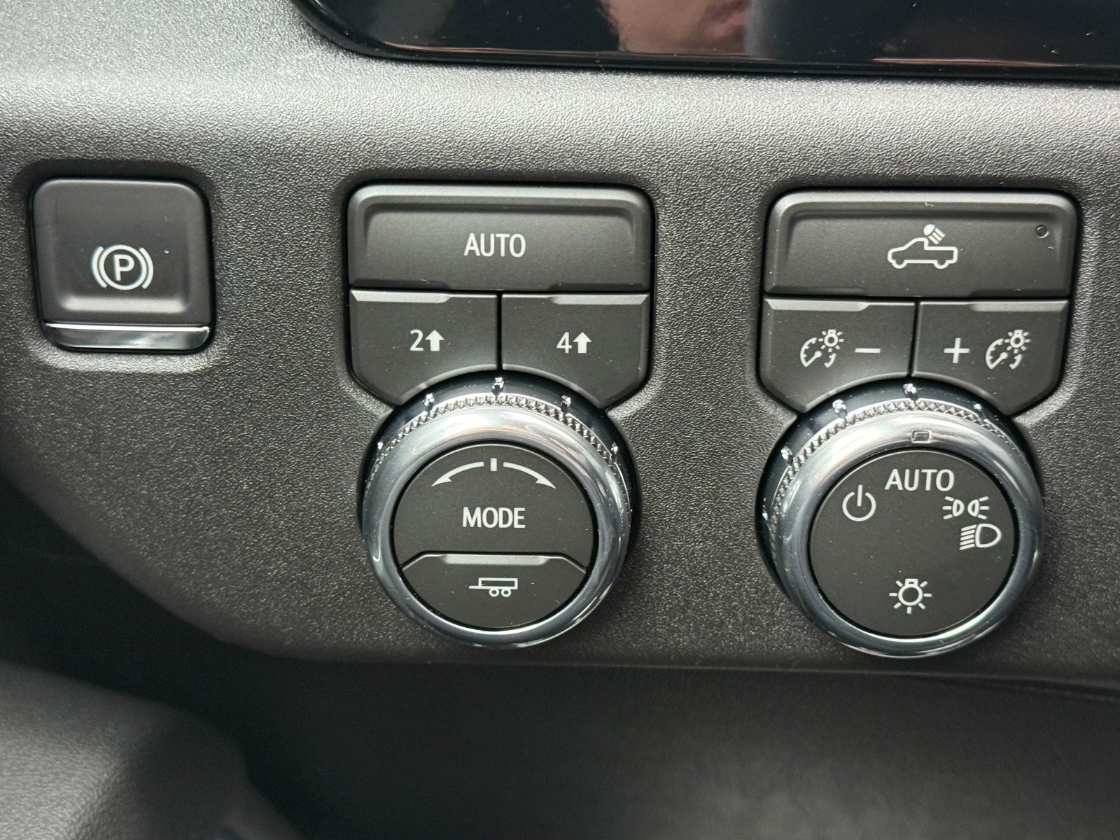 2026 GMC Sierra 1500 SLE - Photo 28