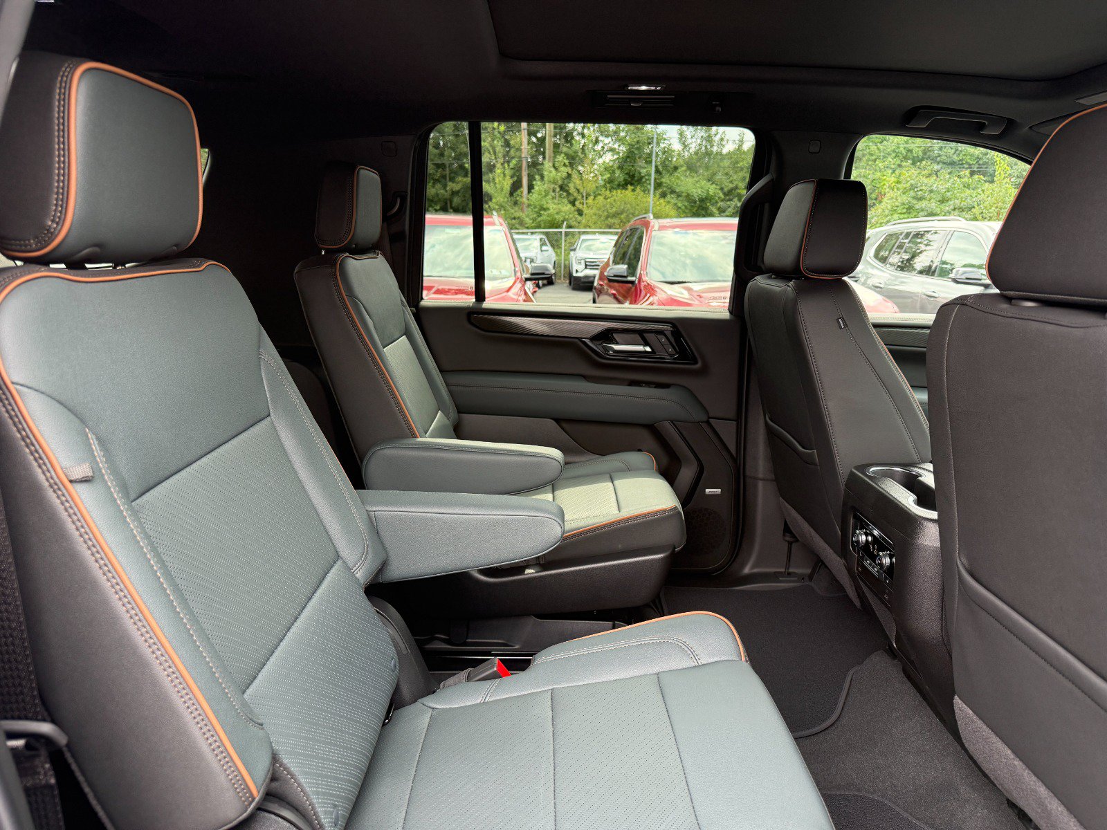 2026 GMC Yukon XL AT4 - Photo 22