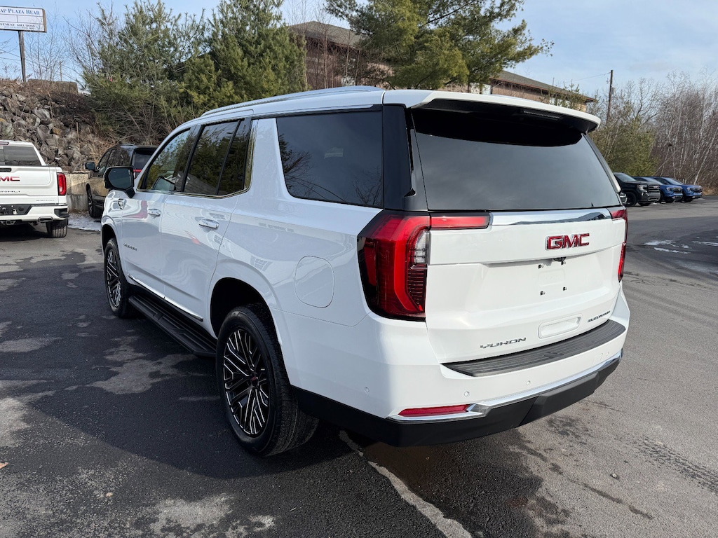 New 2026 GMC Yukon Elevation SUV