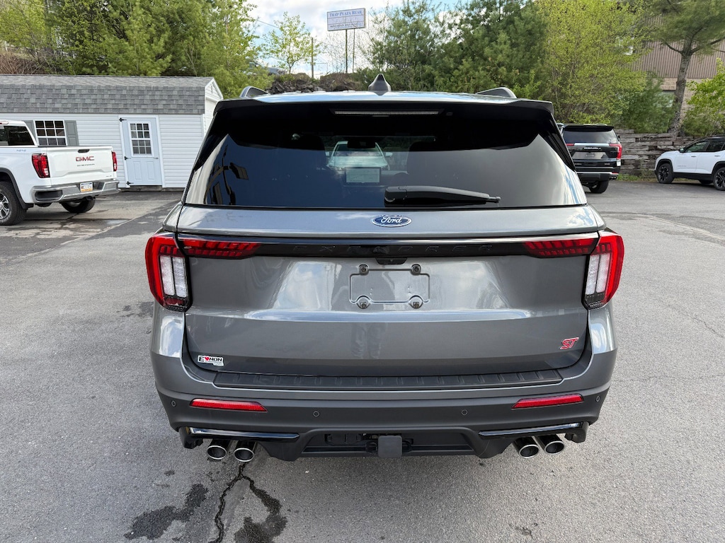 Used 2025 Ford Explorer ST SUV