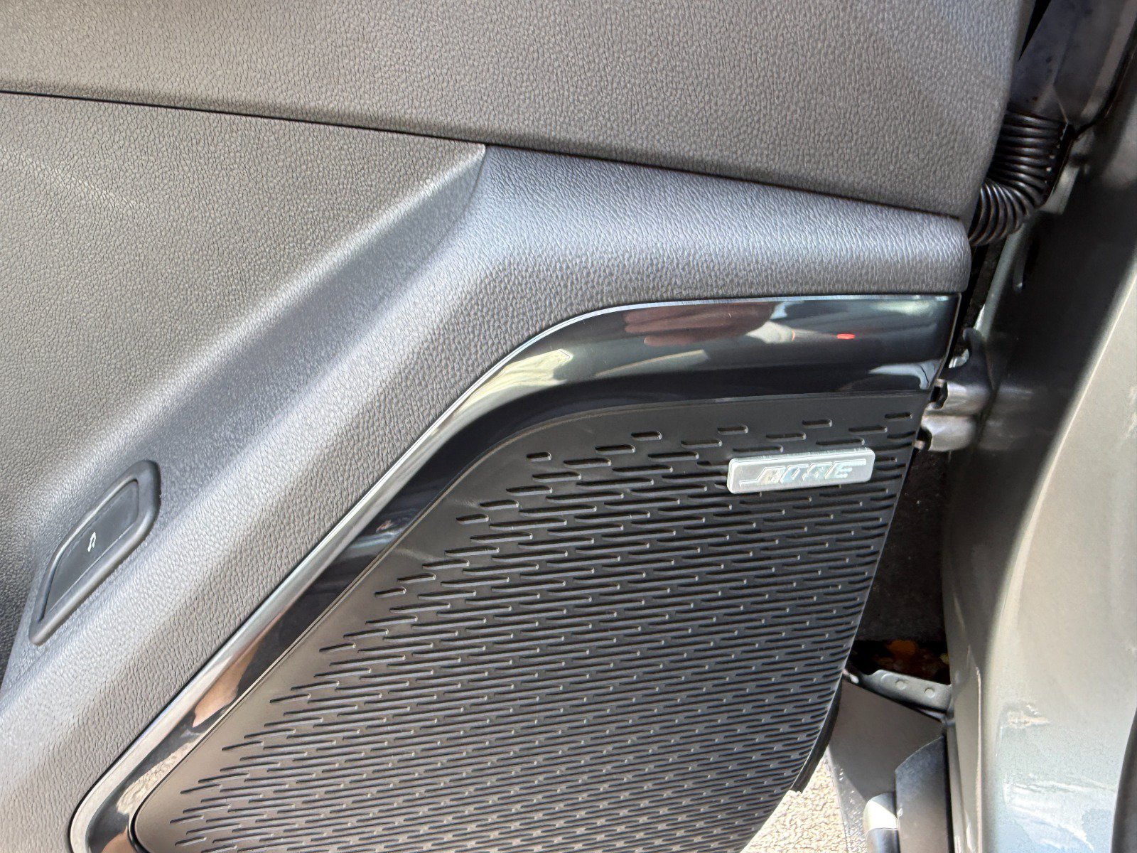 2025 GMC Acadia AT4 - Photo 27