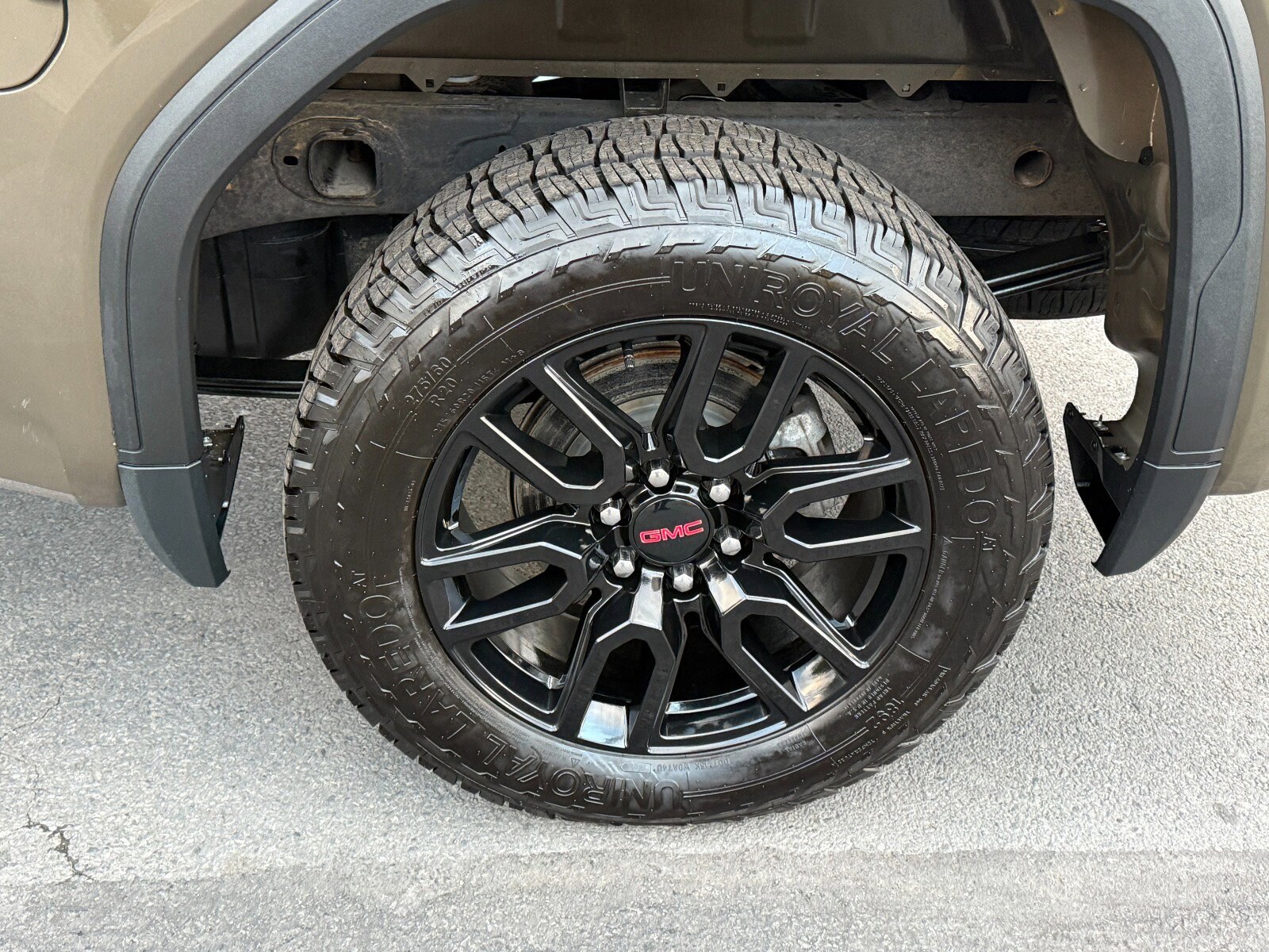 2024 GMC Sierra 1500 Elevation - Photo 10