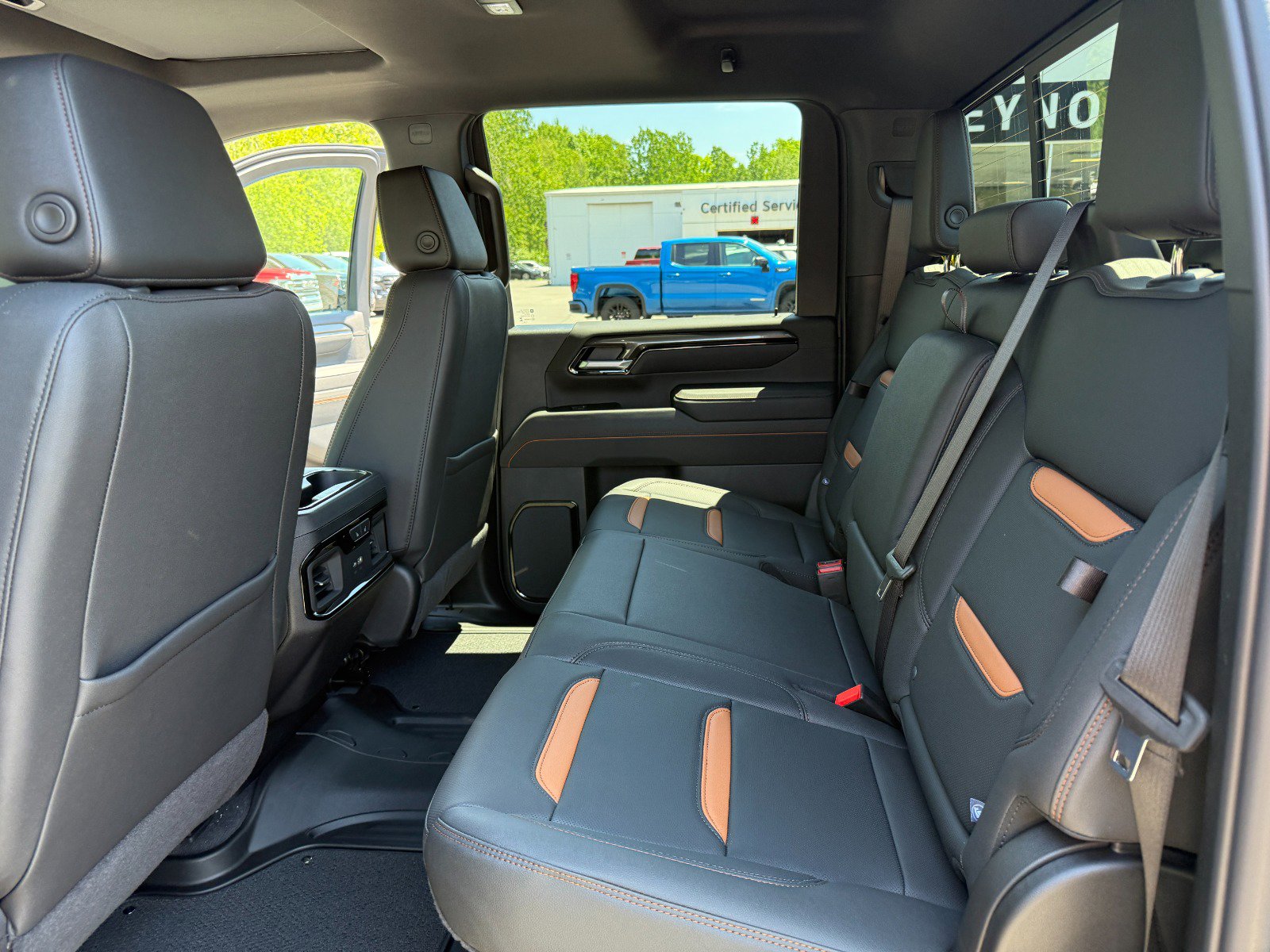 2026 GMC Sierra 2500HD AT4 - Photo 16