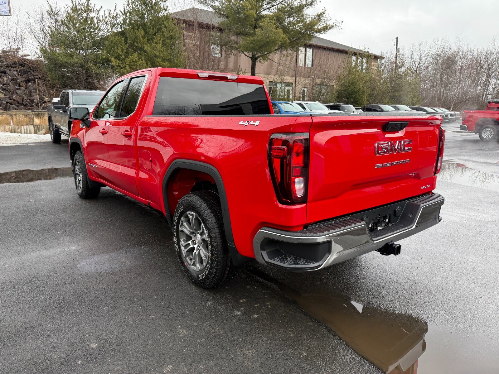 2026 GMC Sierra 1500 SLE - Photo 3