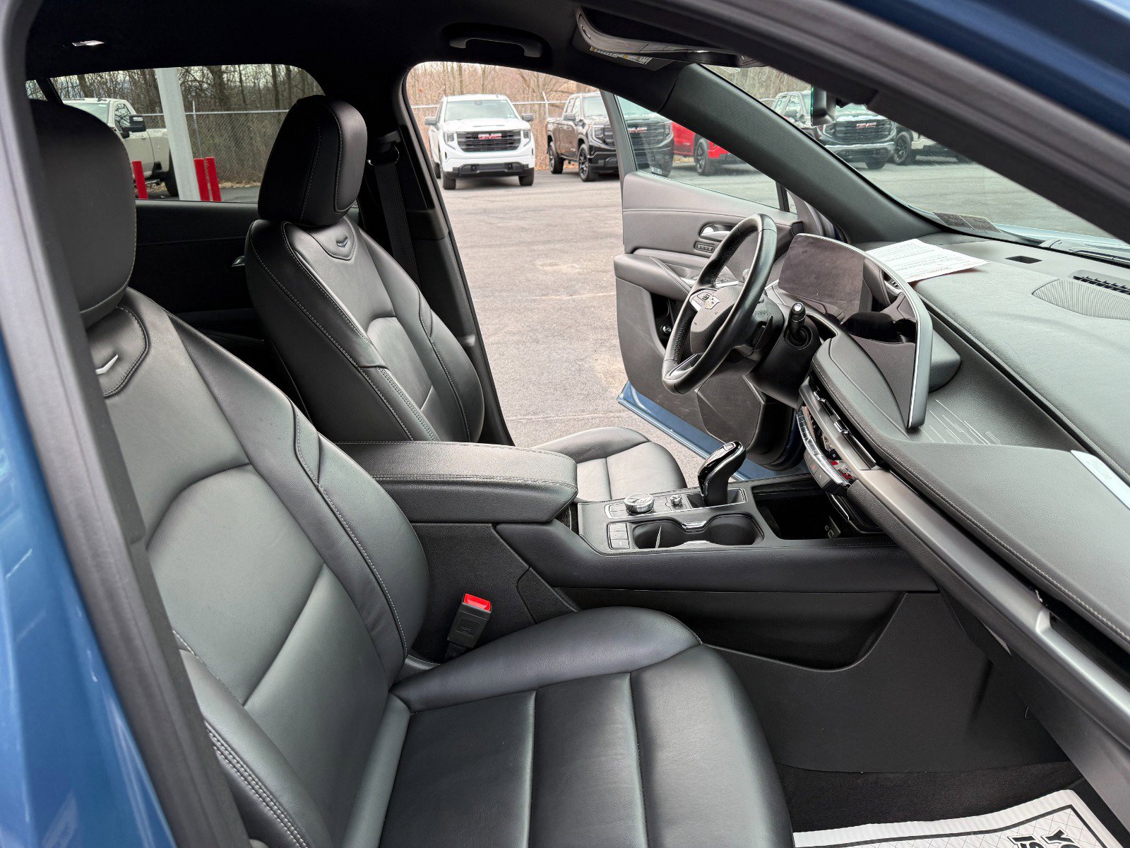 2024 Cadillac XT4 Premium Luxury - Photo 21